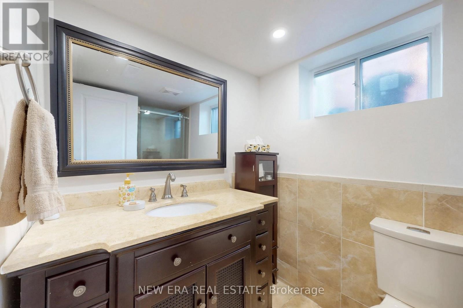 3d8395294dab2af07eae50f107cf63c1