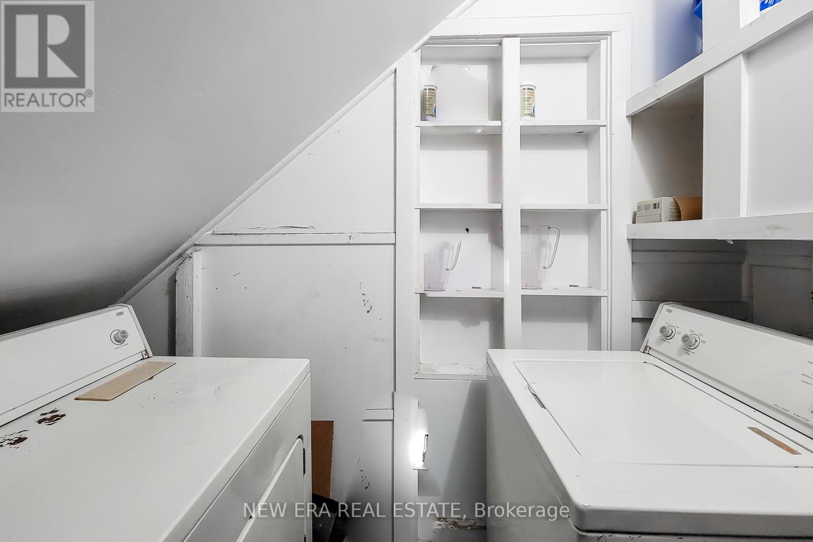 3f658f3b19a3195929ef5d9833ba3ef4