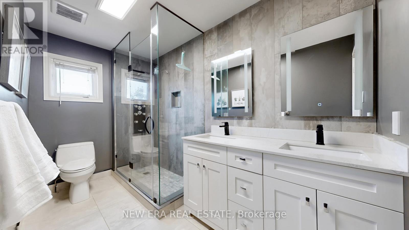 44efd5a335dc85d2a6560e614d4572a4