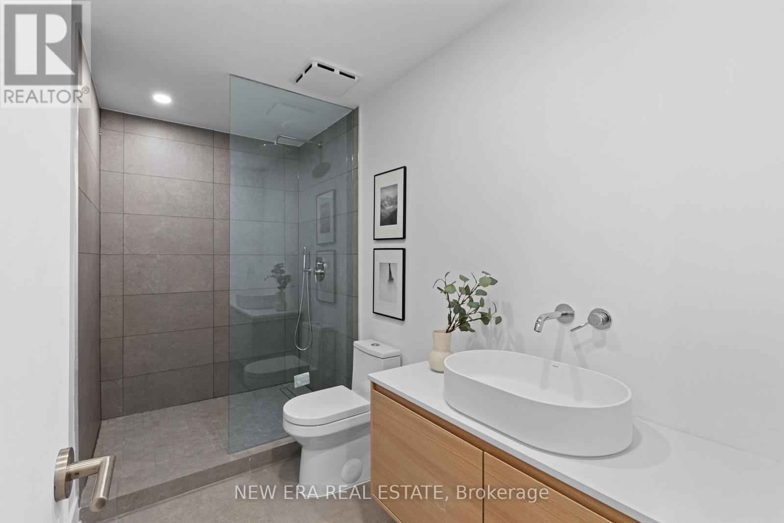 6066f2fc52a7098b3b78b5ff6773bde1