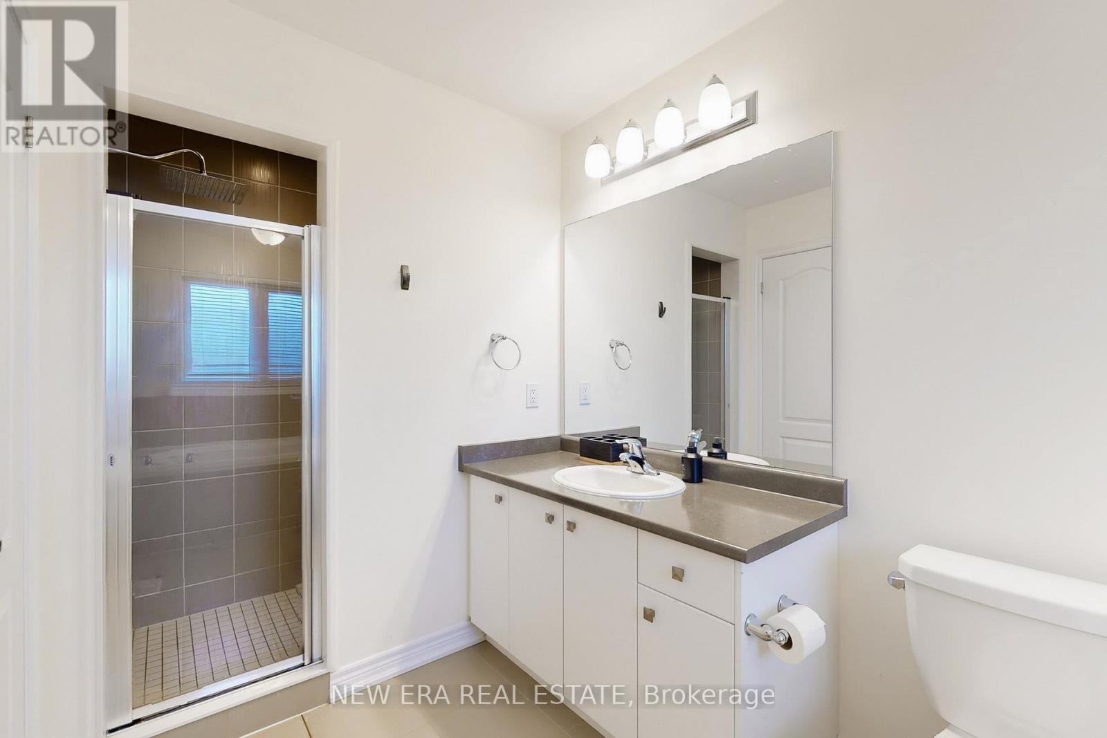 63f1aedf12c3886bc0d311f89ae044ef