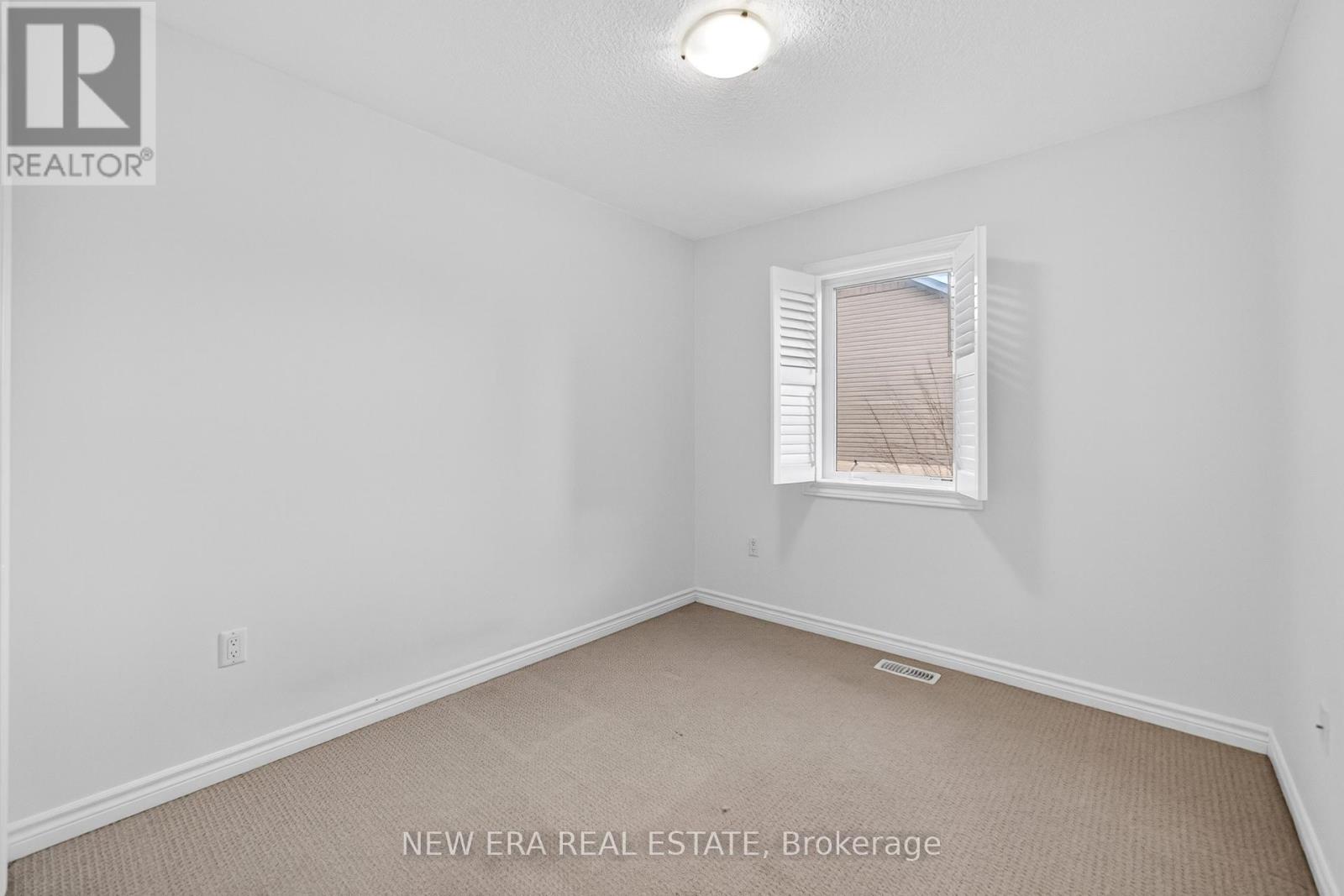 67395d645e2c1442c296144b4c04227f