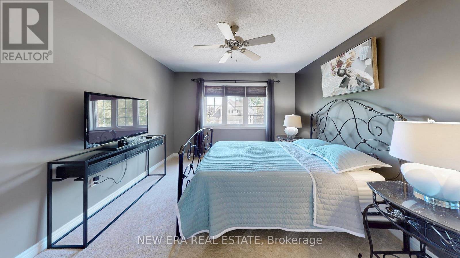 687bfe5b57b64866bc9fadaed08b529e