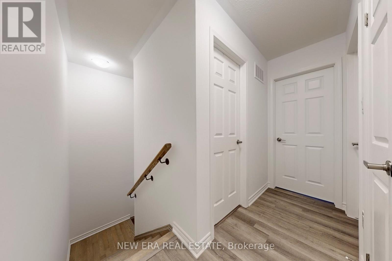 7053943091e521d7f9e201fe8d165d70