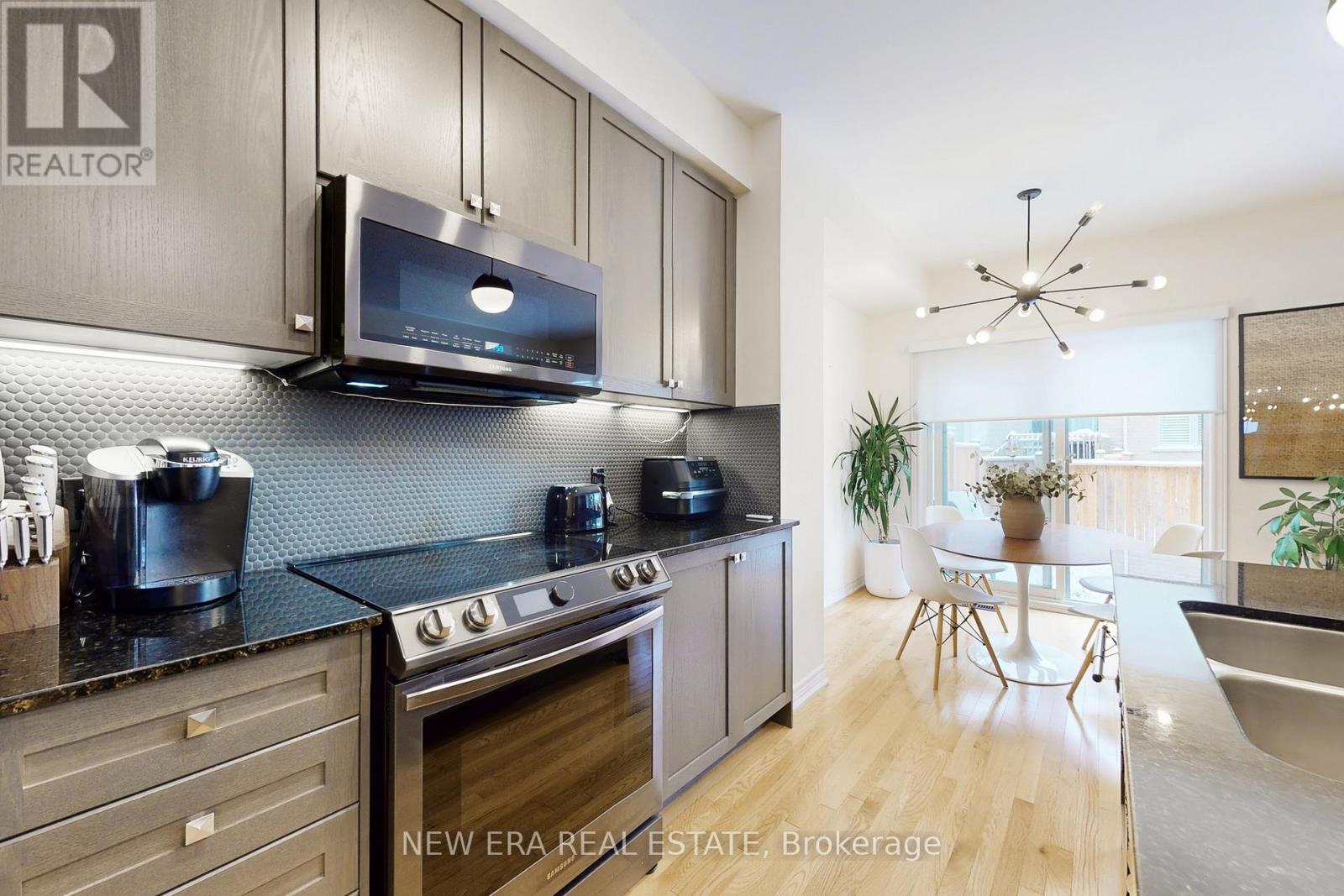 93fcfc91a9e74e0071beea2dd04279a7