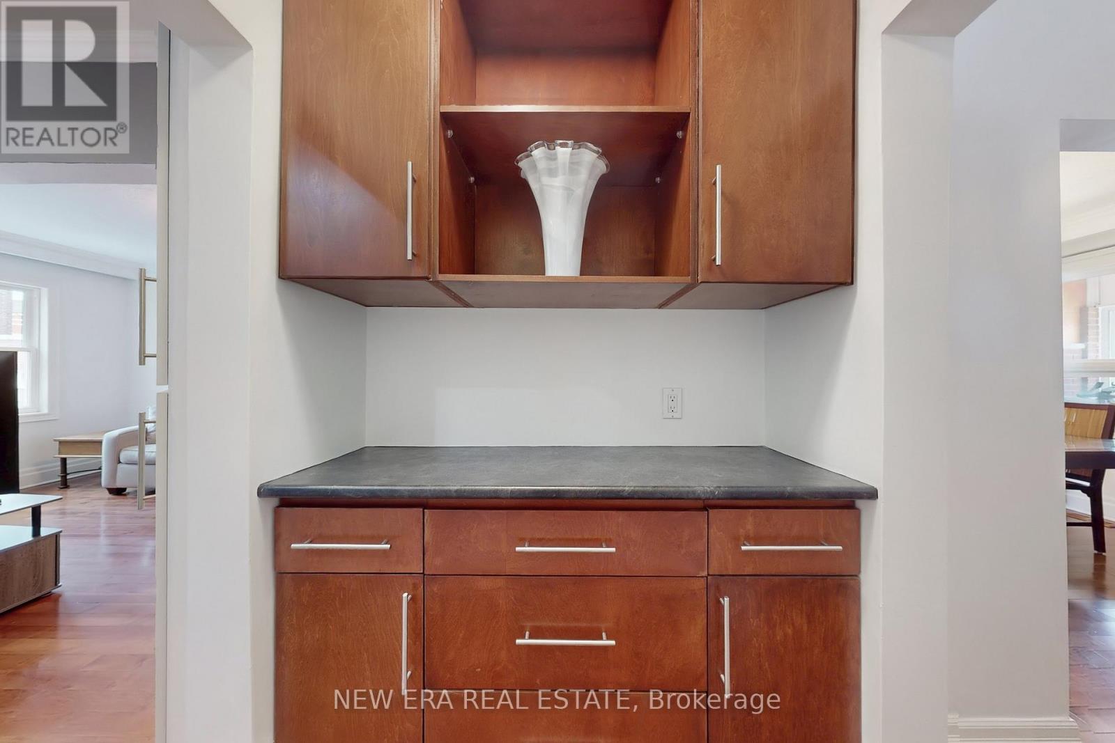 b11ceb3746198fb69bc7f6933eb8bd05