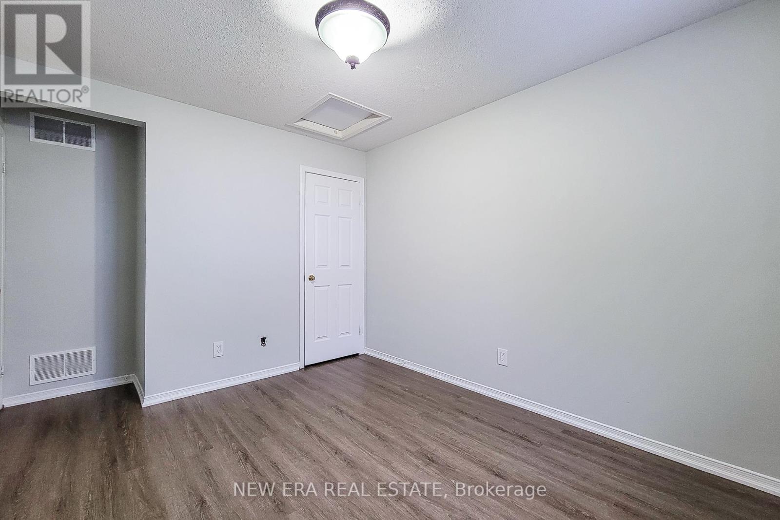 b51754ba25d8f3f1cb9e58b2afe12419