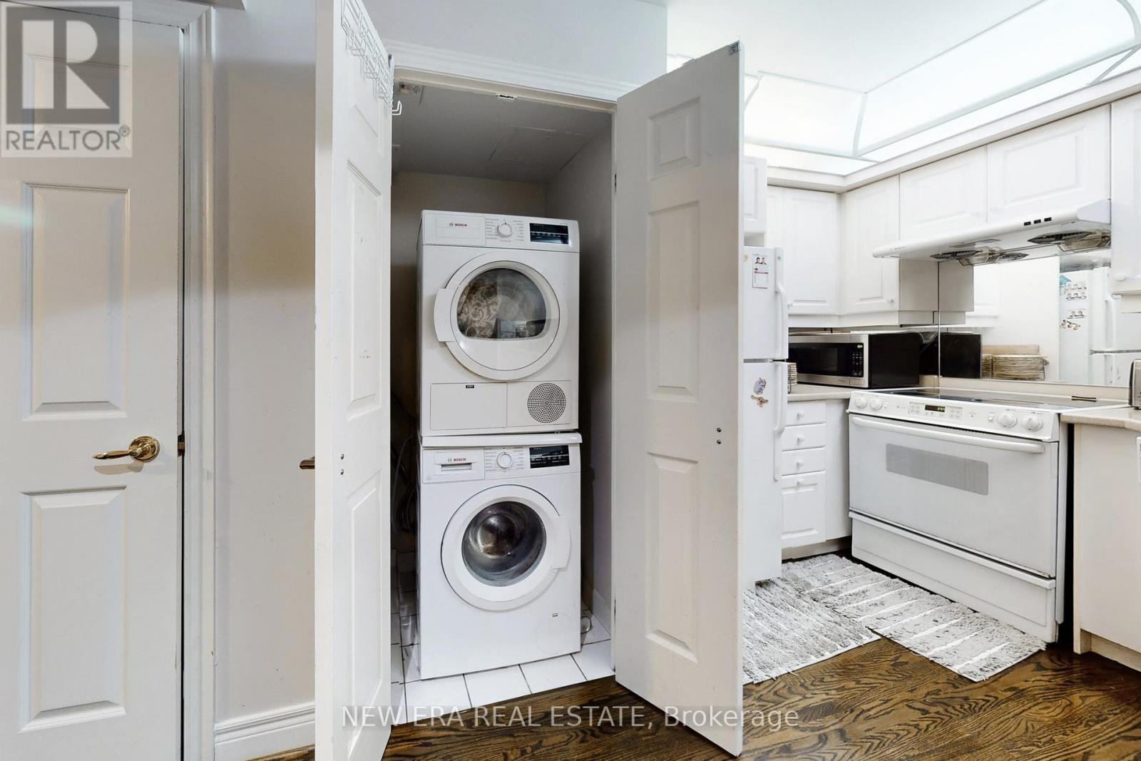 b52e9a04e5466c8e41359ea0a9319a0c