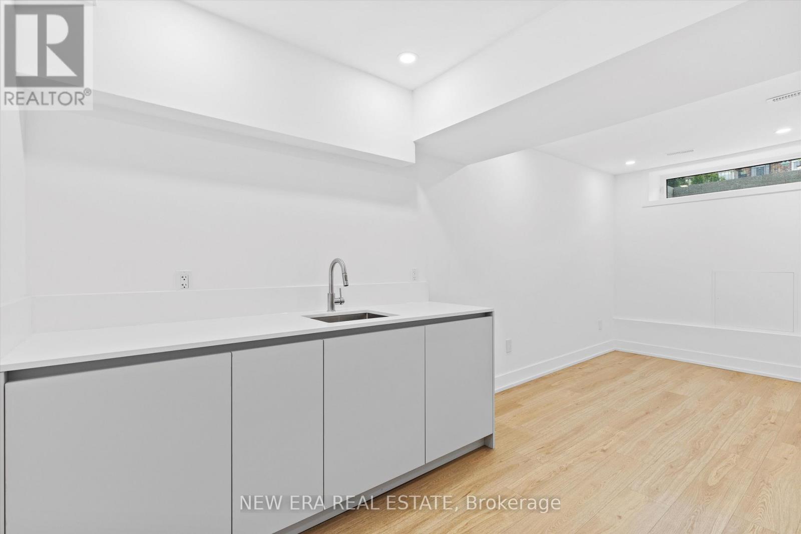 d7c6584428a73eba92bd4da4a302bf57