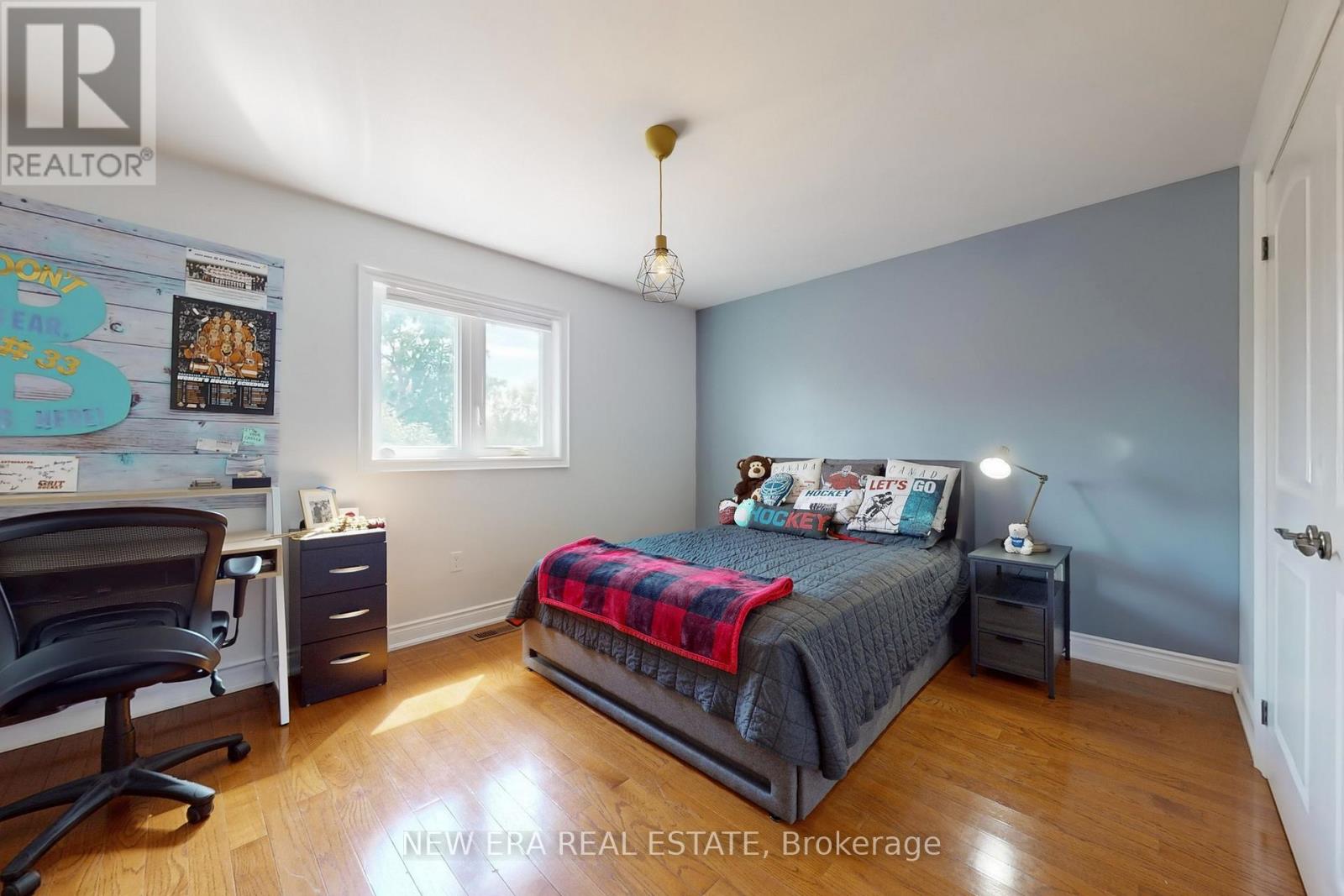 36b761916da3711107a9f331321f8c76