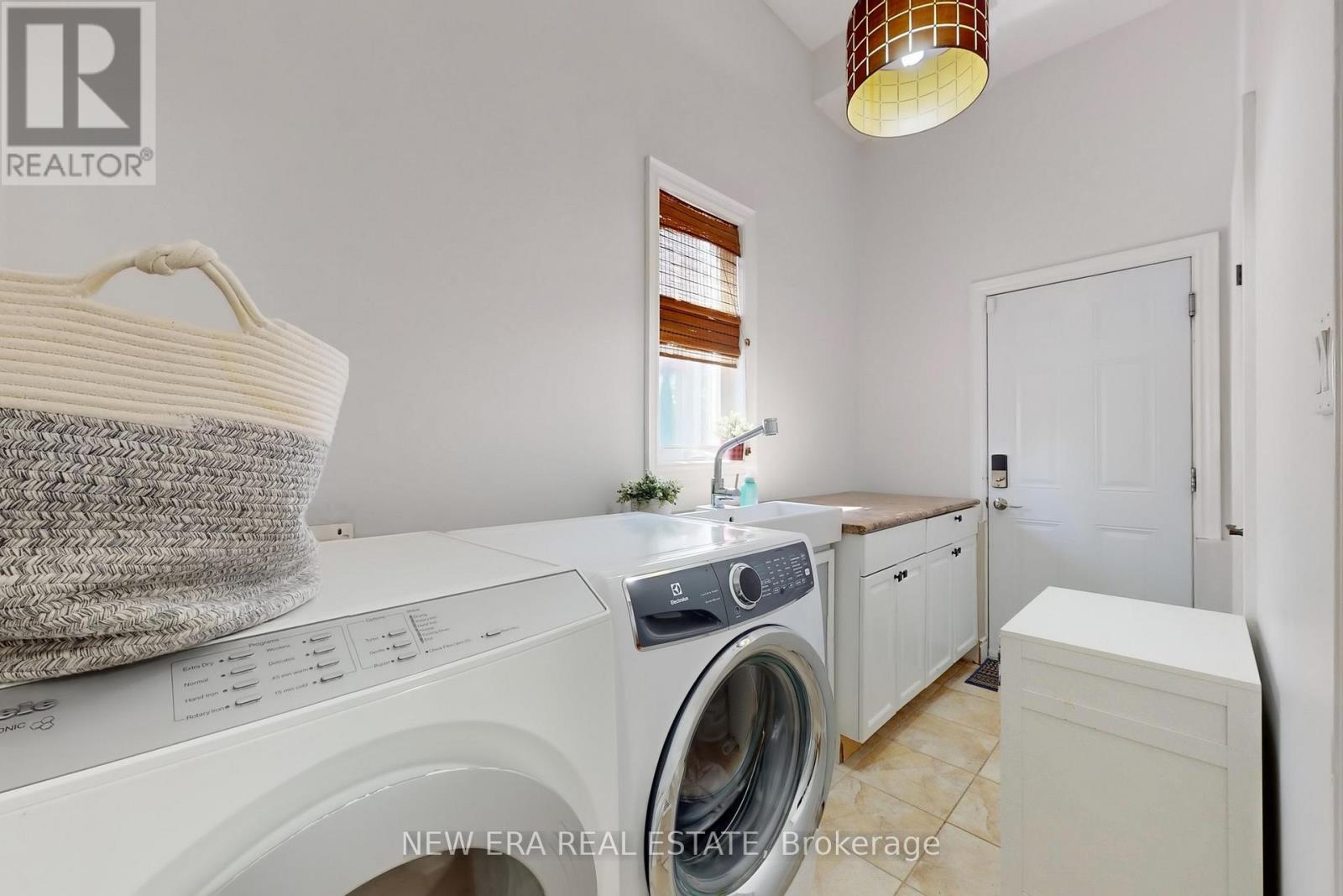 455f46a160a3e045a9c6145309cb20b7