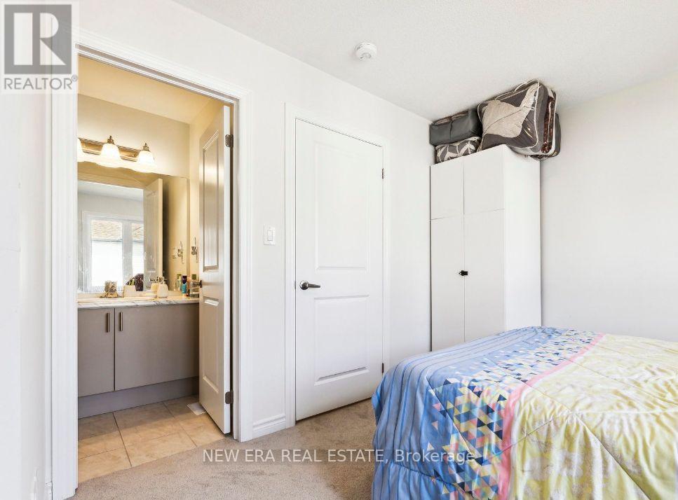 47362a71abe51240a3d8d1b4fb7fae43