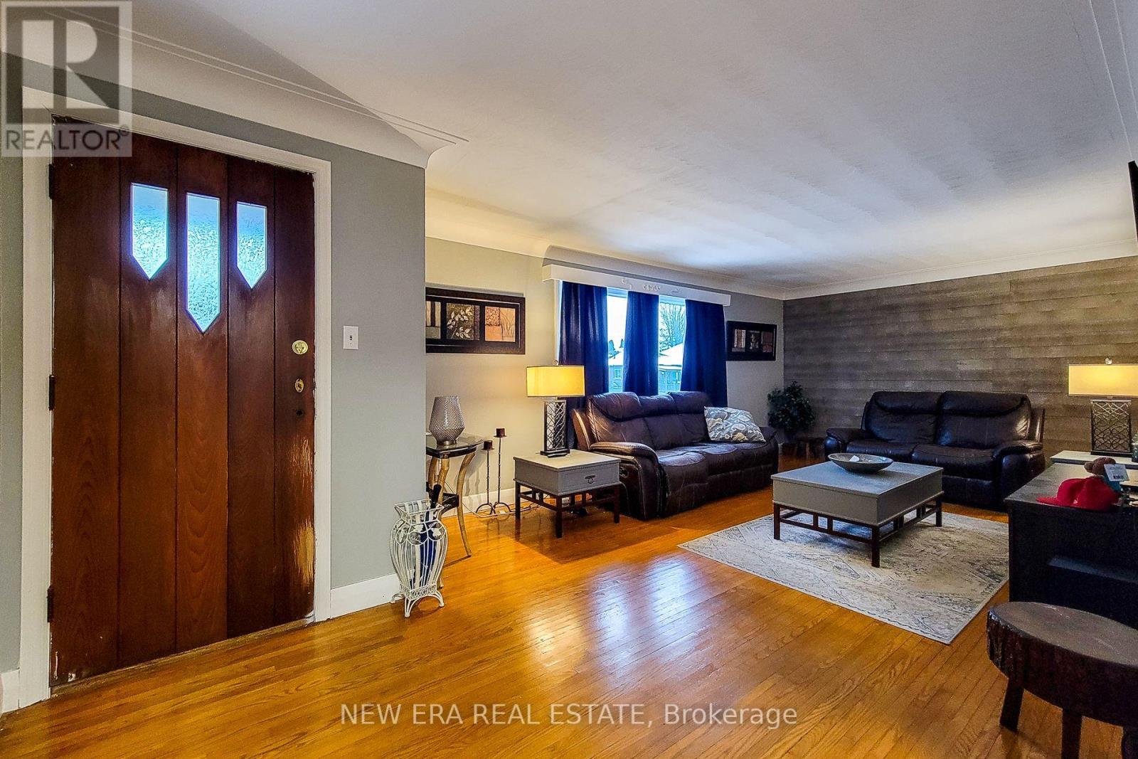 563acd2eacda2afae8f06f86d96189ea