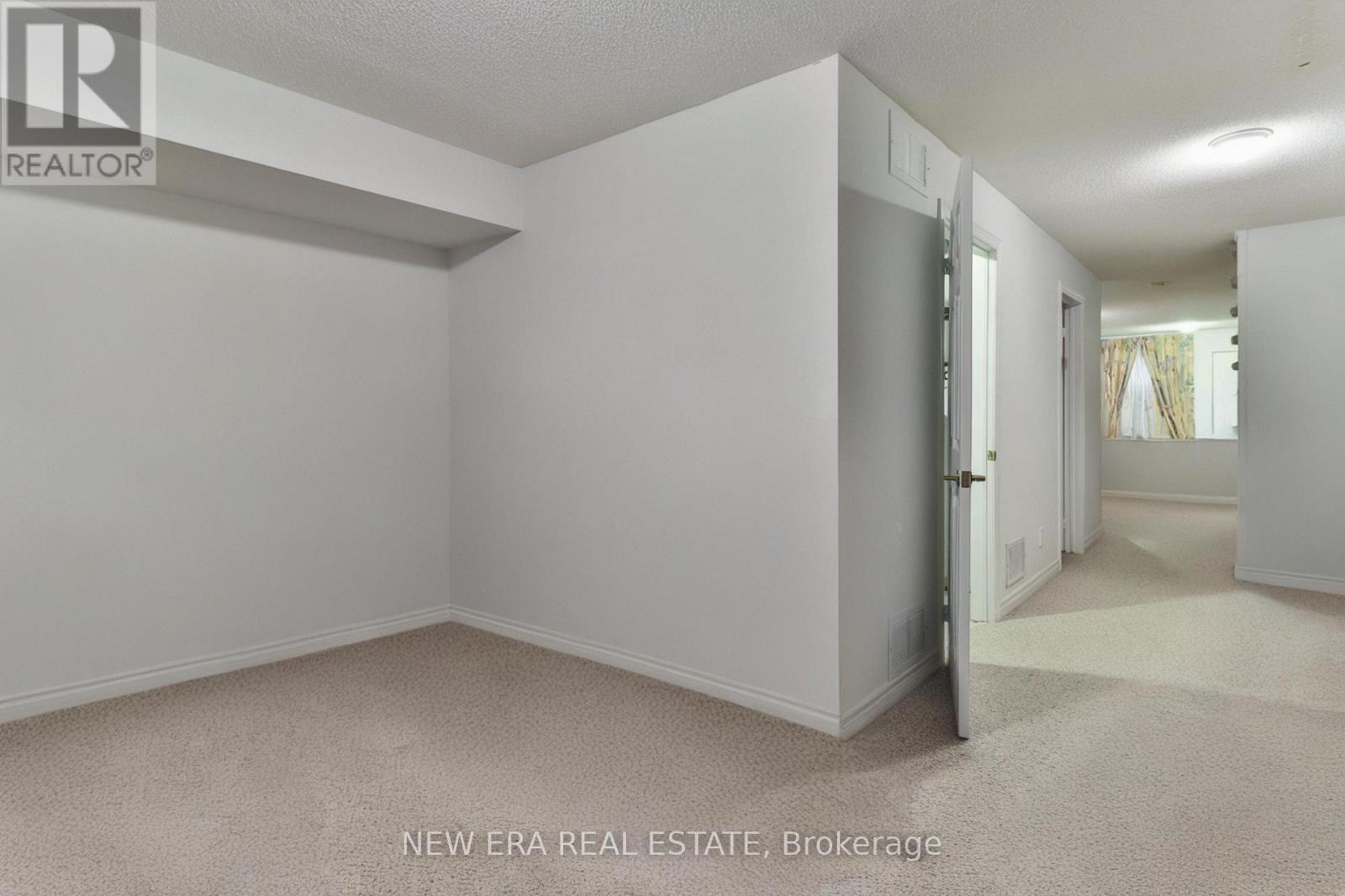 5e18146359a0a84289657ee8b5f68bf5