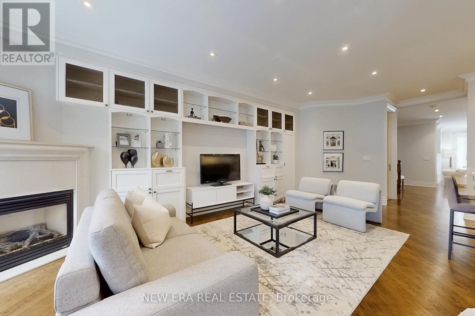 827faa60c4ccf4c0e8d04666252870e4