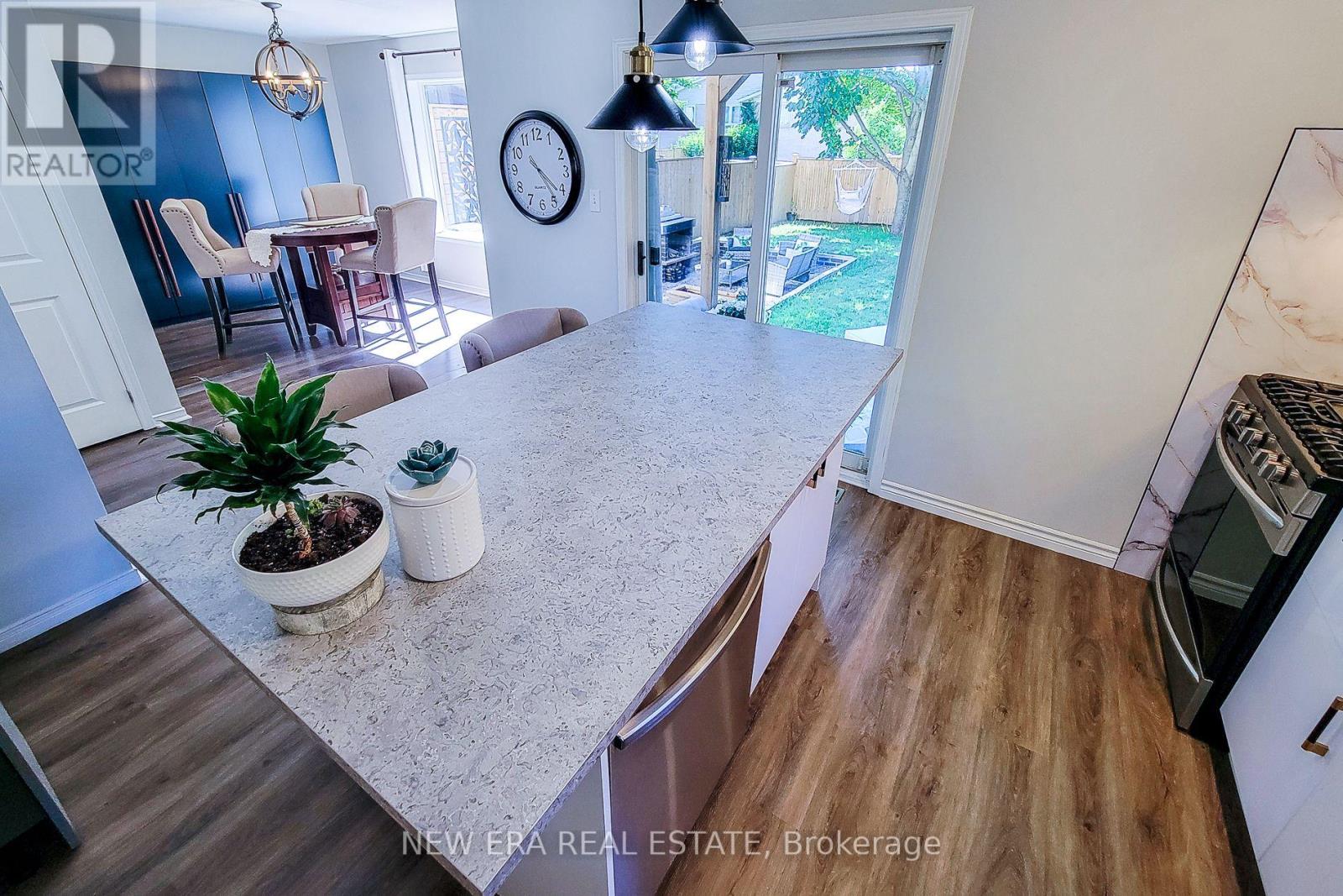 856240ca2f93859cabbc37af9c869766