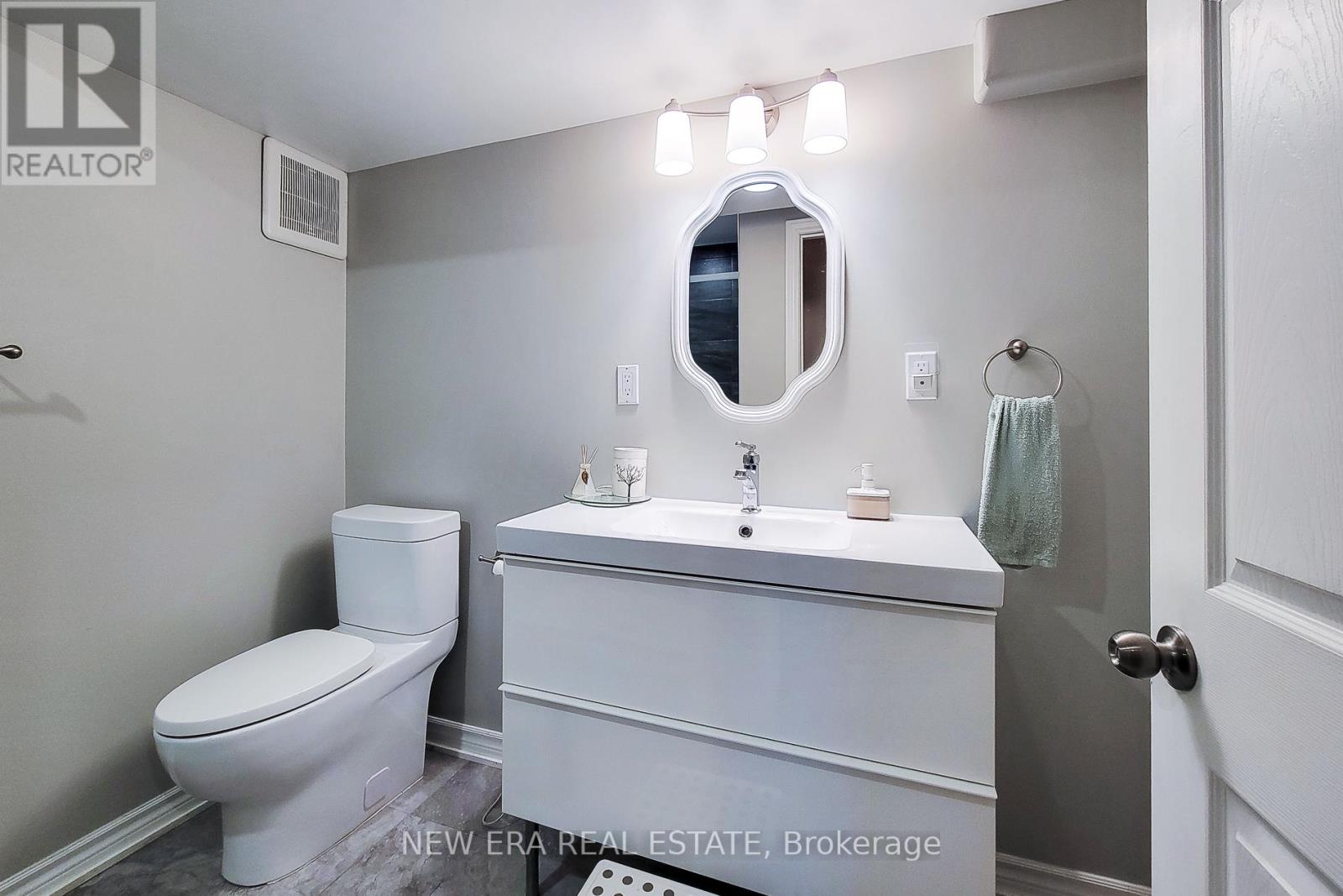 89df2046434bed073c61925fbb02f68e