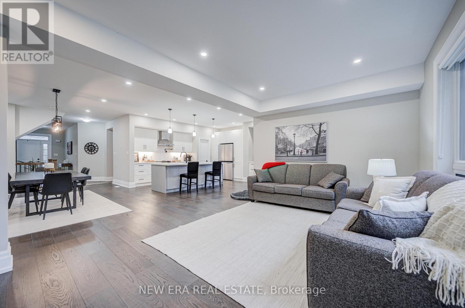 bb120738b1e33cb37646af40844938a9