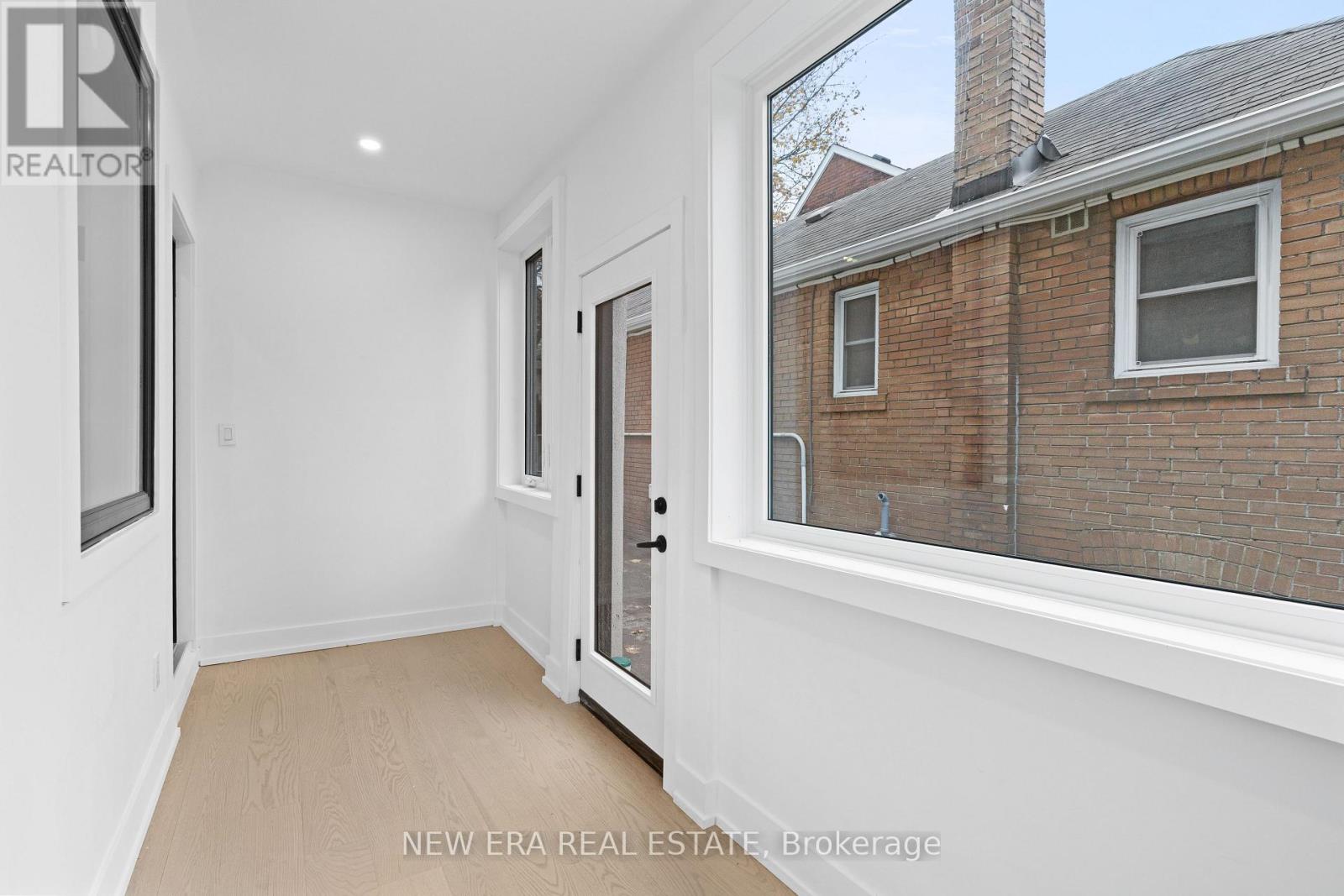 e5506544903465883a3904de0da8a6dc