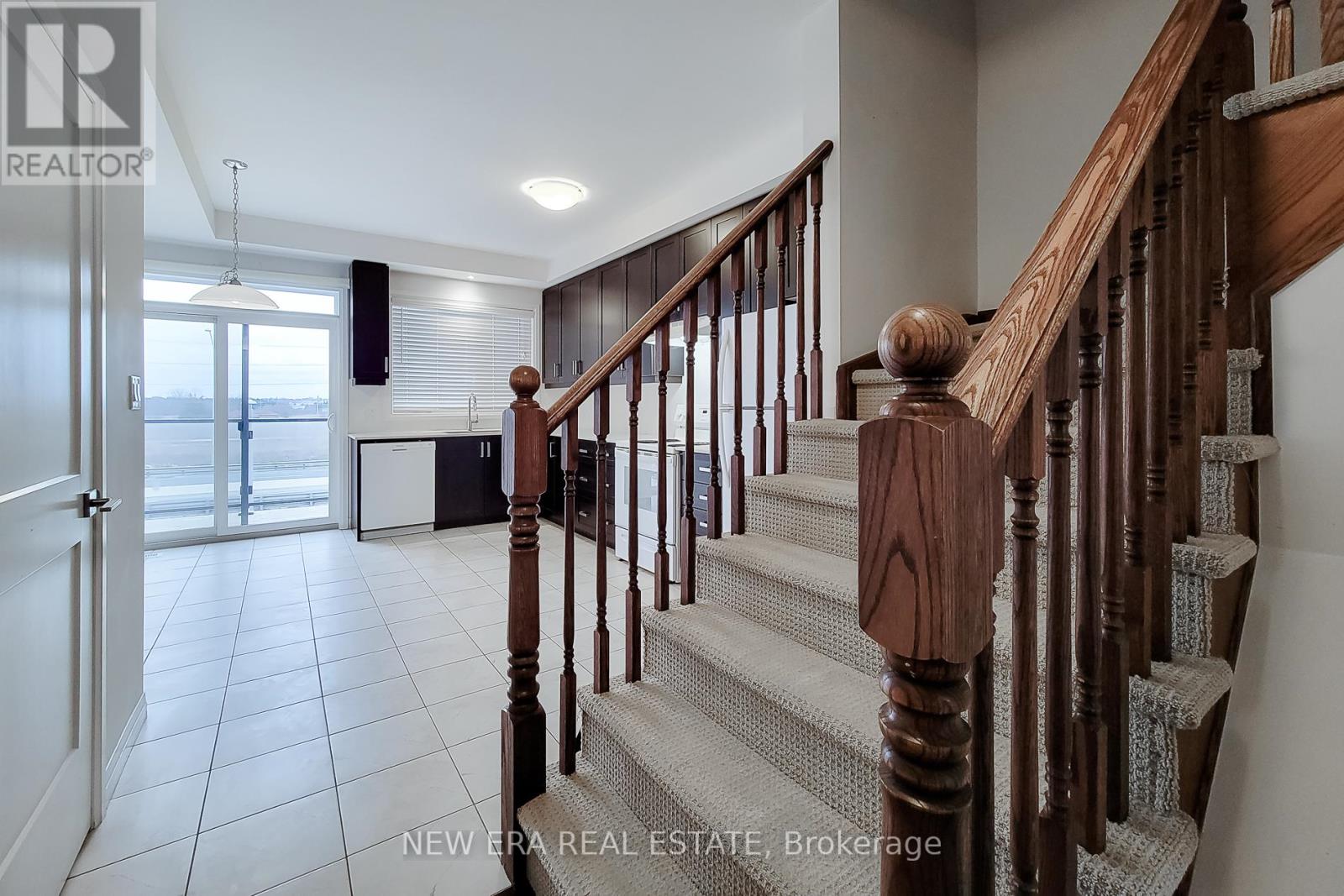 e6e7ccd3cfddfc62eb2ceb575847fb22