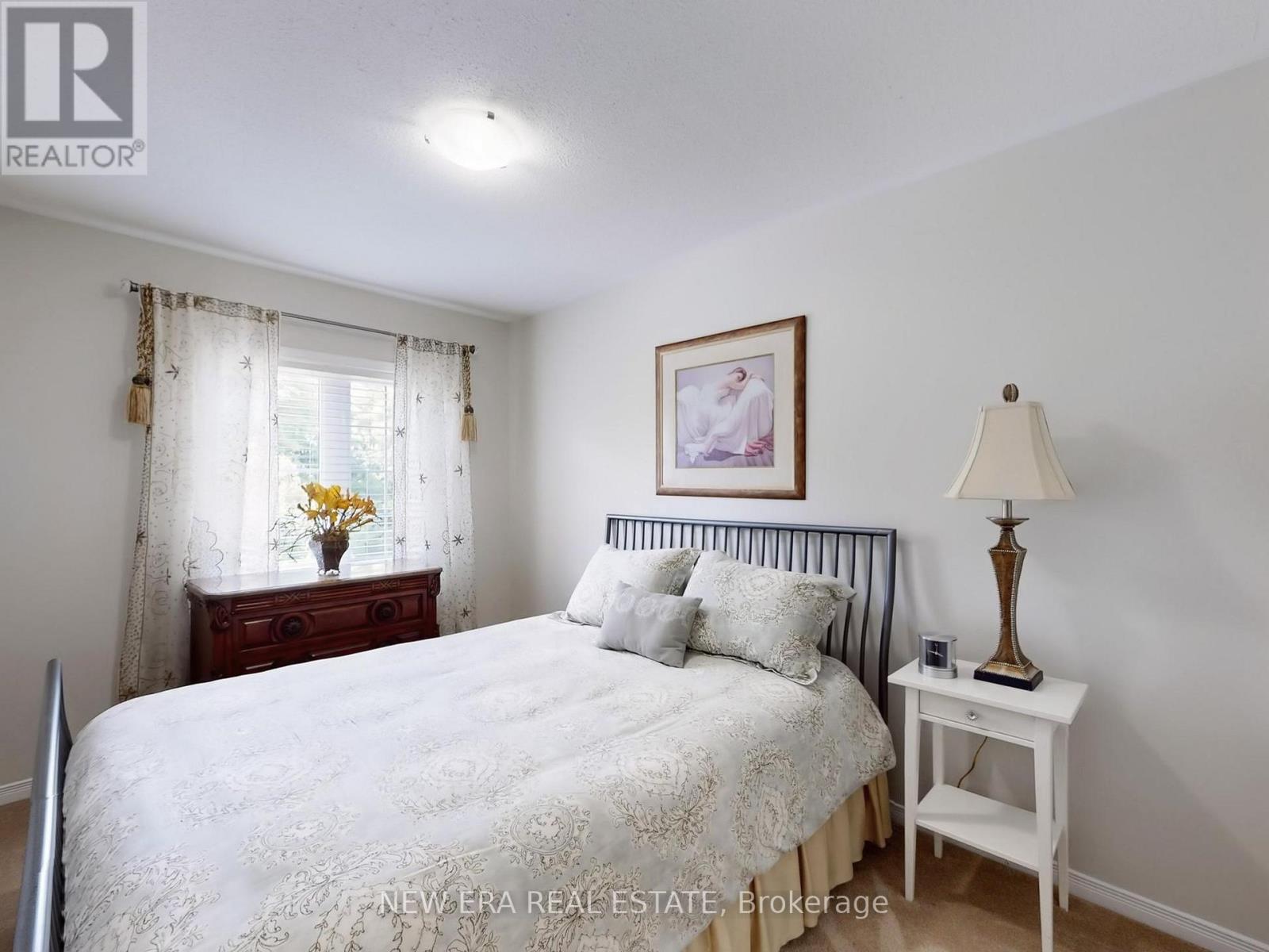 1555e628f80178eb36eed1f4eca78e02