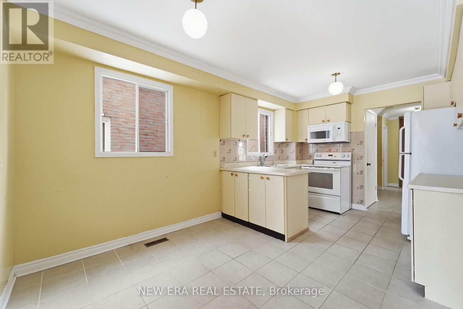 2682fe85835069ed27dfece652e3f1b5