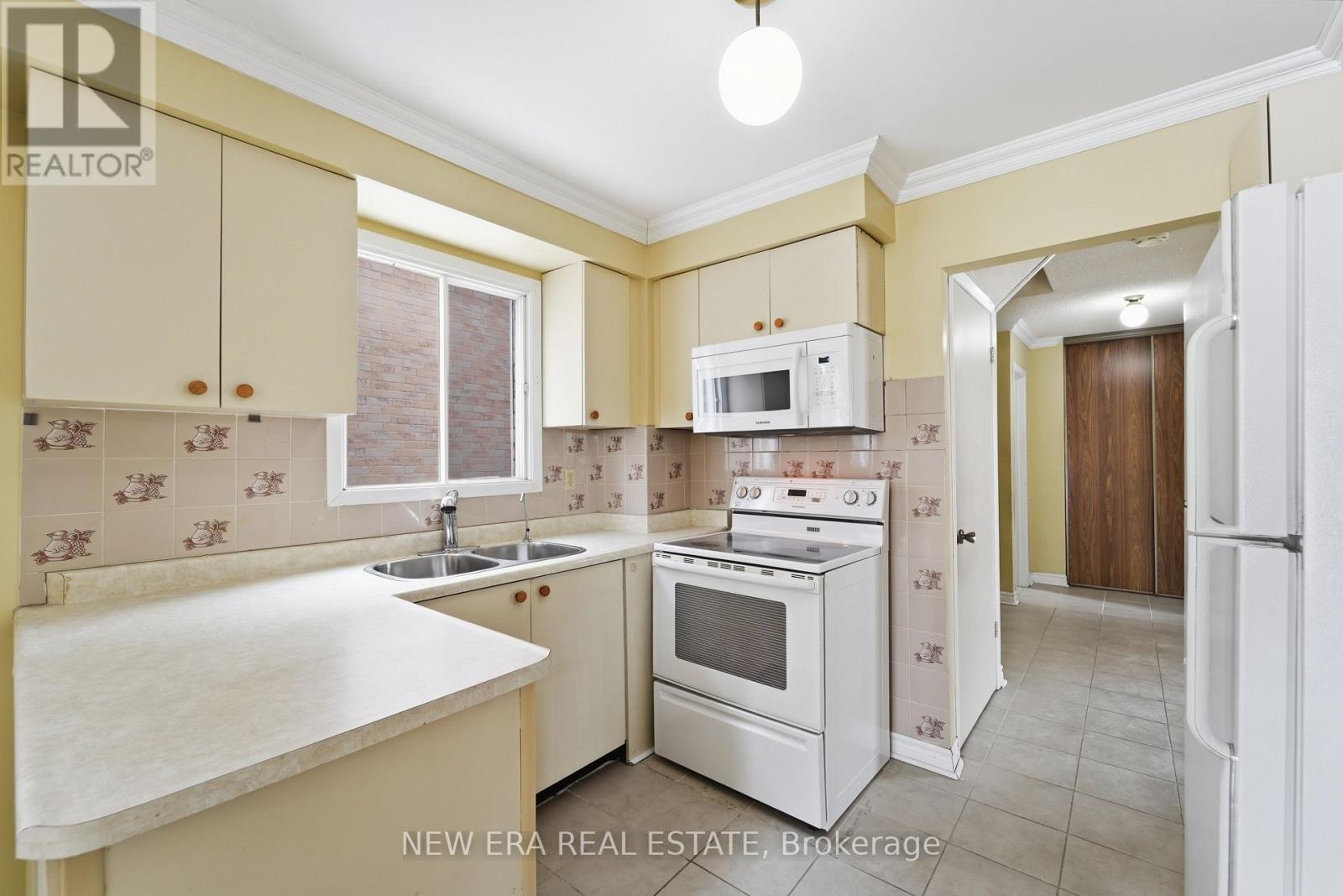 4373b512c3c8dadaaea4955529d3217e