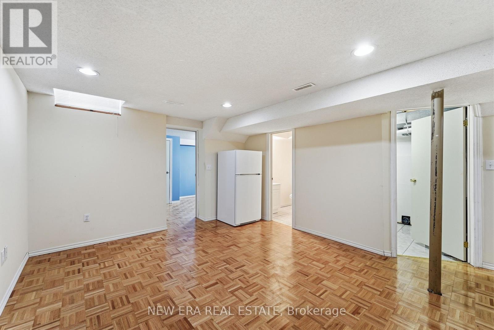 7d814f24e7f0d6f75775fa02957f4783