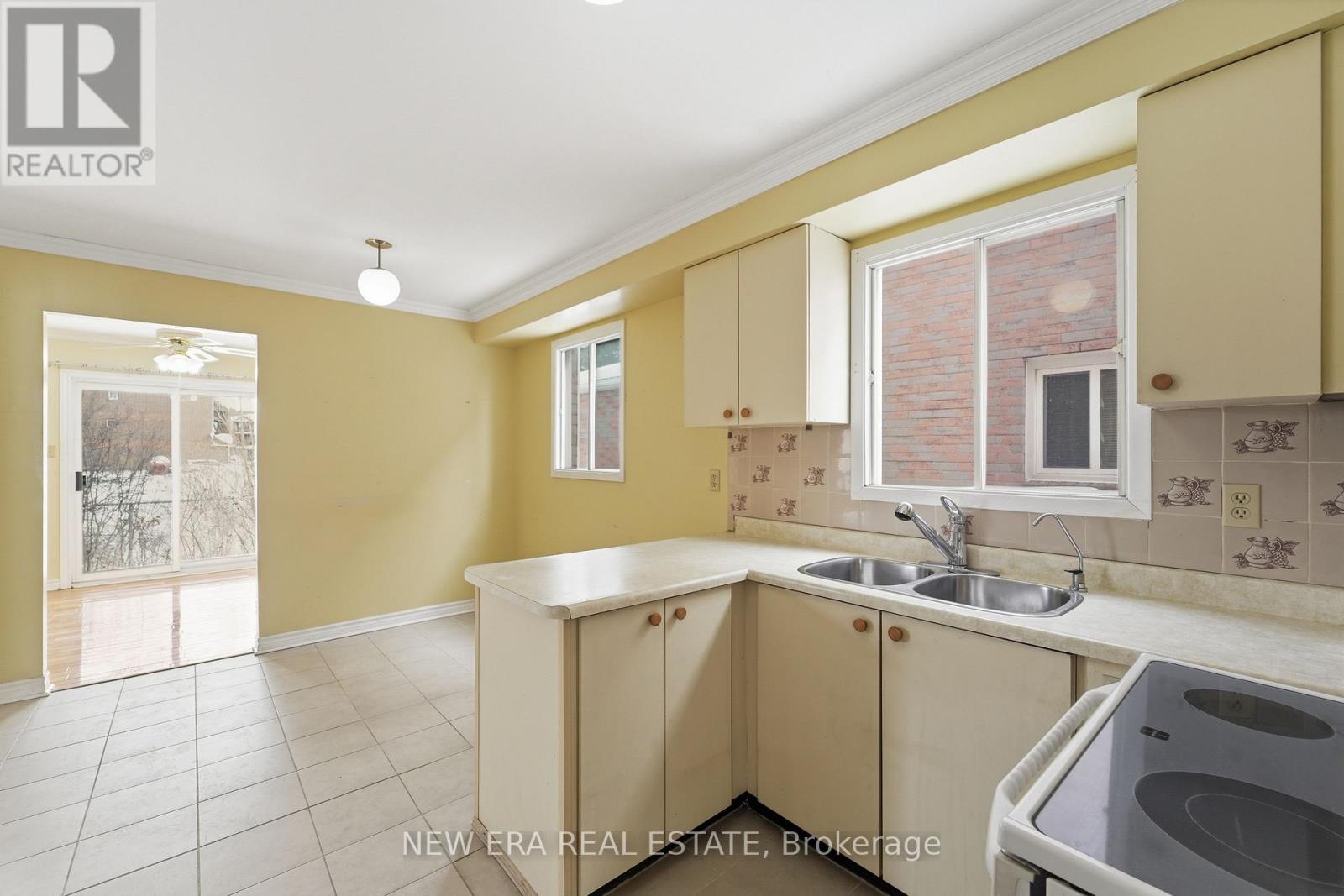 e24a6a3e0cb76261da0202451e8a159f