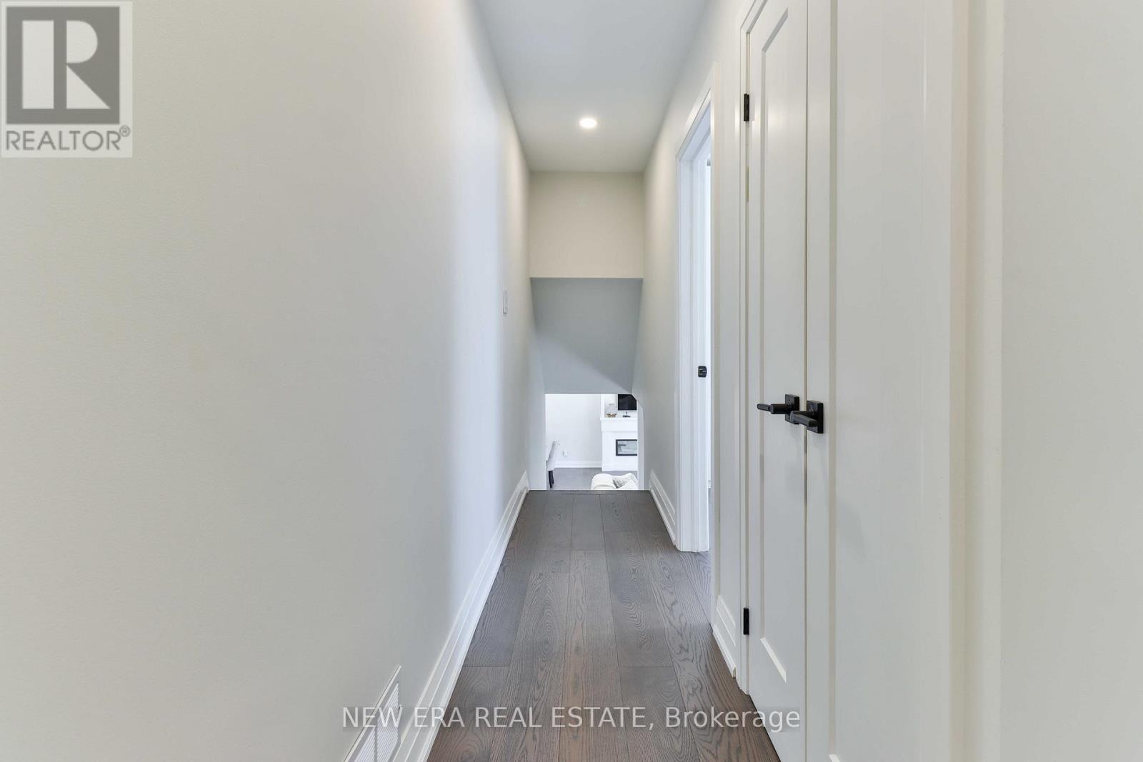 fb102cd10eb068bfdf44f084fb91ce77