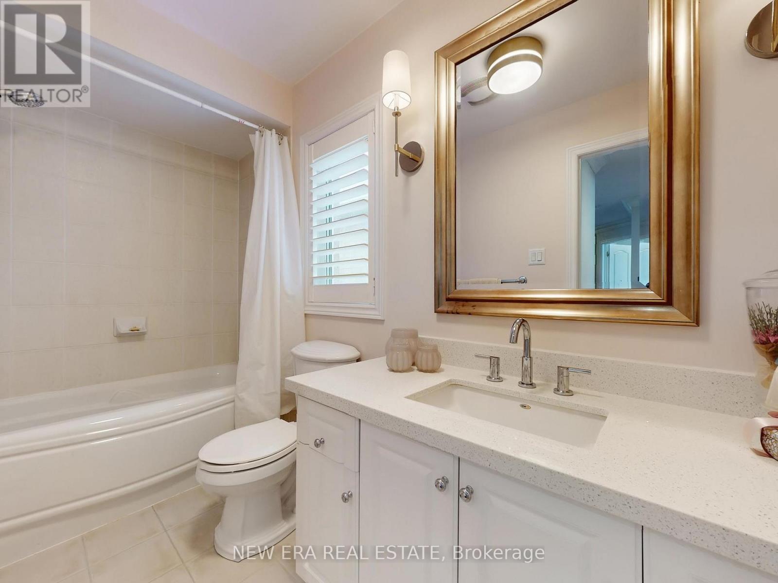 1393f39d365a75fd8954c365bf9bcd6a