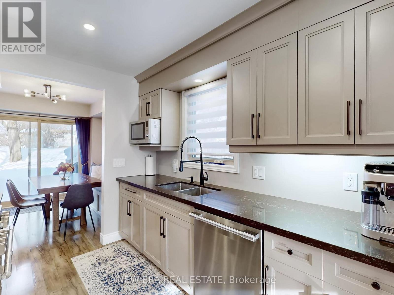 3fbbad014b3225027b3285f3bc68ddd6