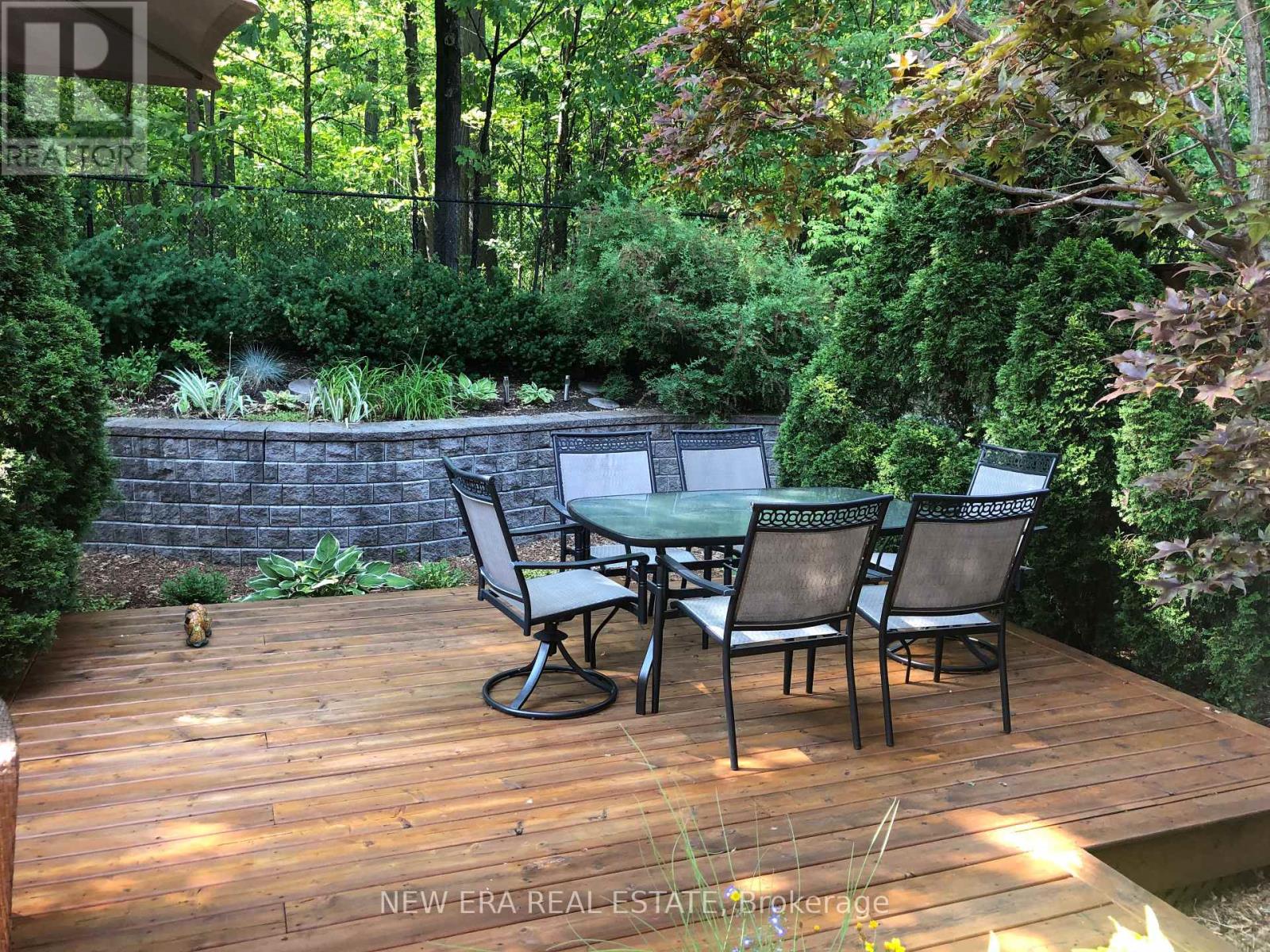 5fda0d90ebfd458f20bc2b24dfd2892b