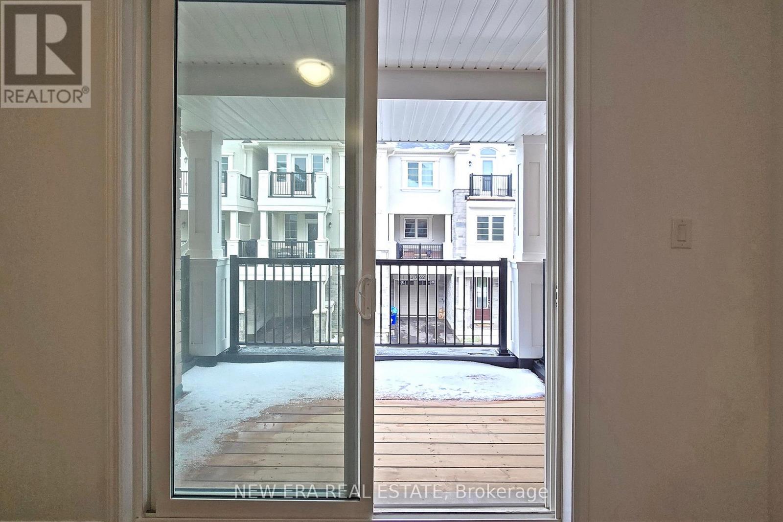 70b7a883ef8d5596dc7a7e64989774be