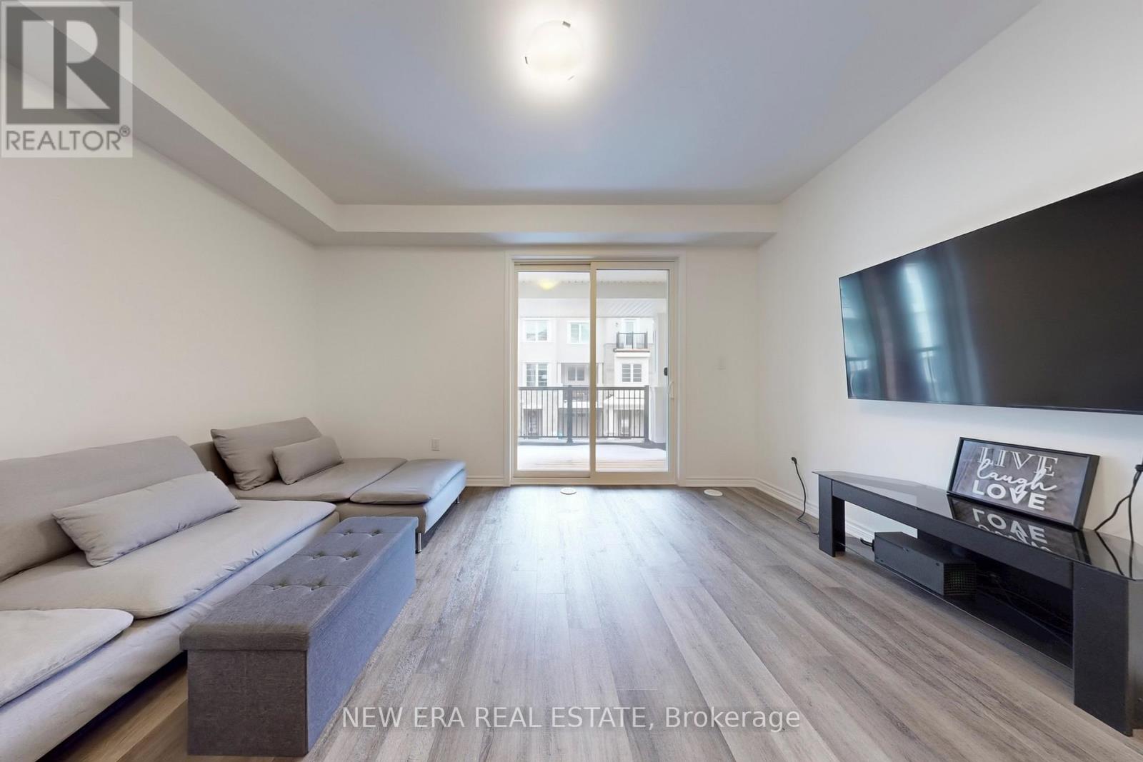 85a46d50fb36951d33271c5a786359f3