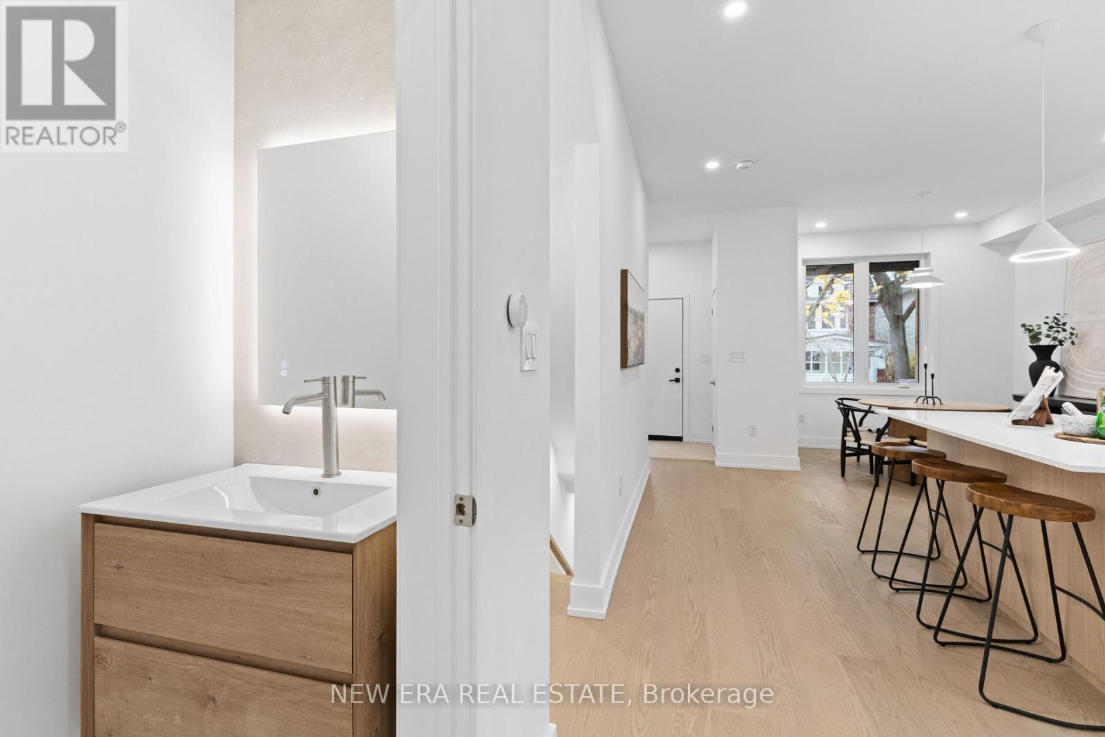 8dab9d98e5bd4729de1ed3c8a7ba6d19