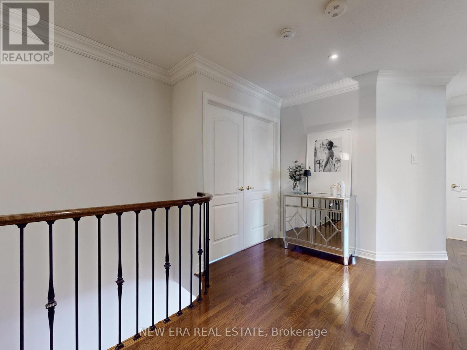 ac5ba677dd99da72bf66df74c2b25c38