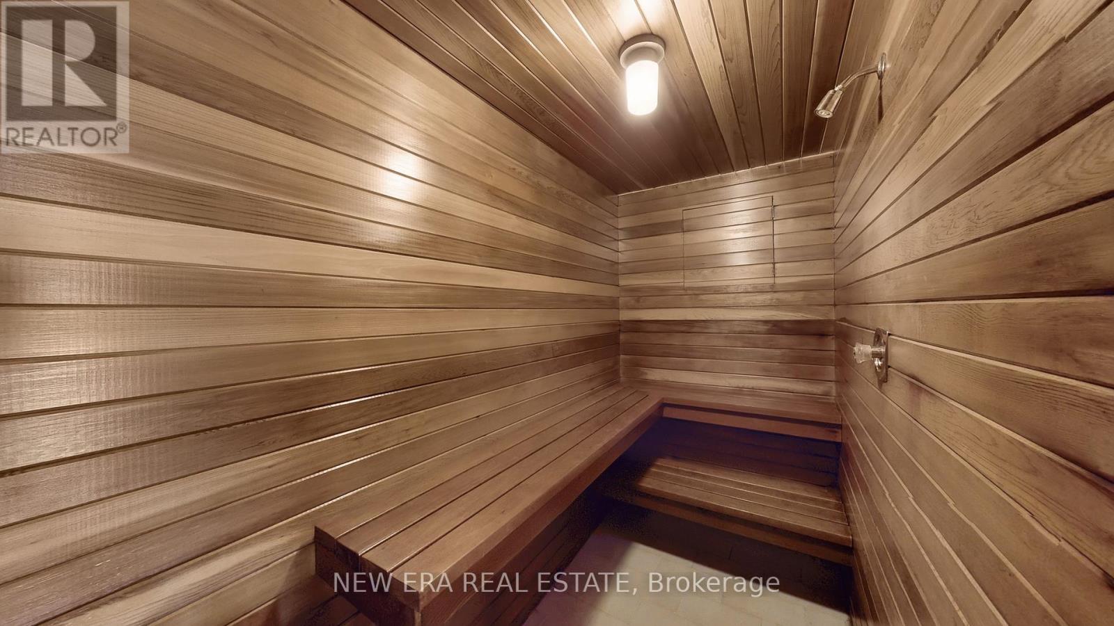 d7c565434556e49f7e4c2aa441bd1049