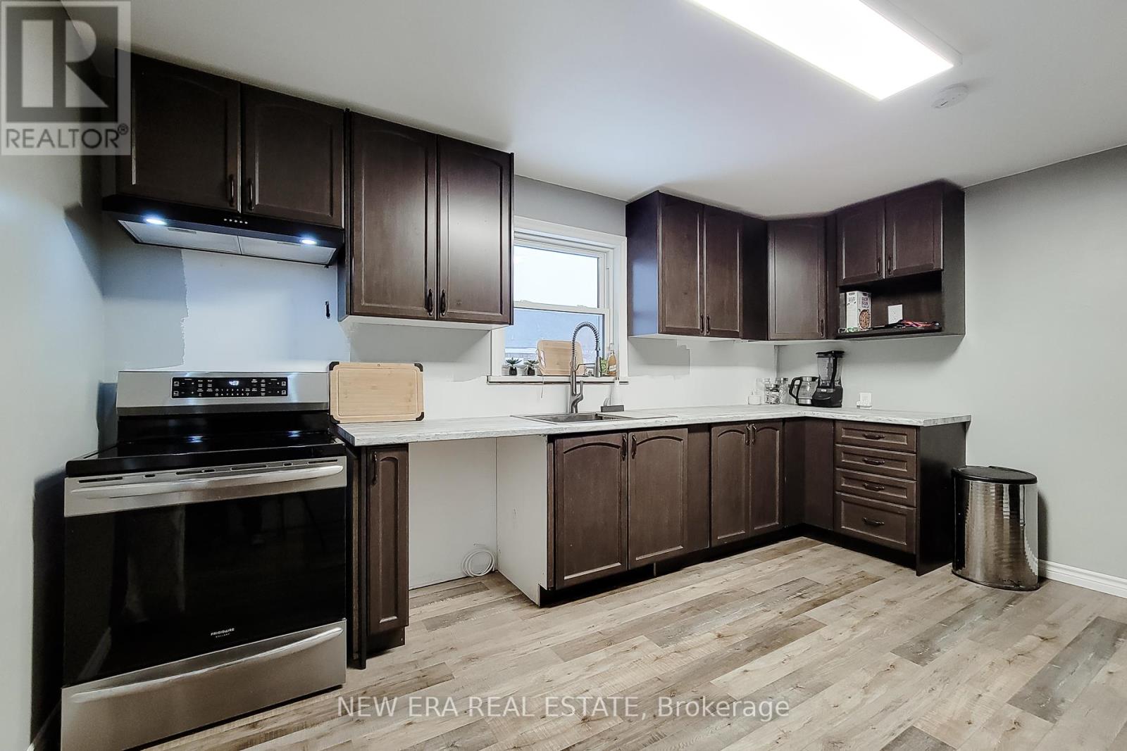 e5a6b8243f58533e983a8c2da495d40a