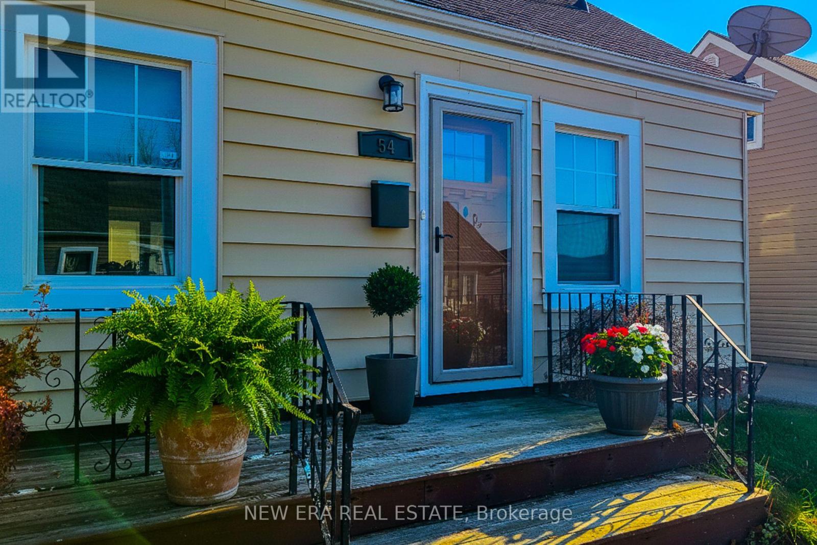 e6fc9534a83bd735be3205585de81a51