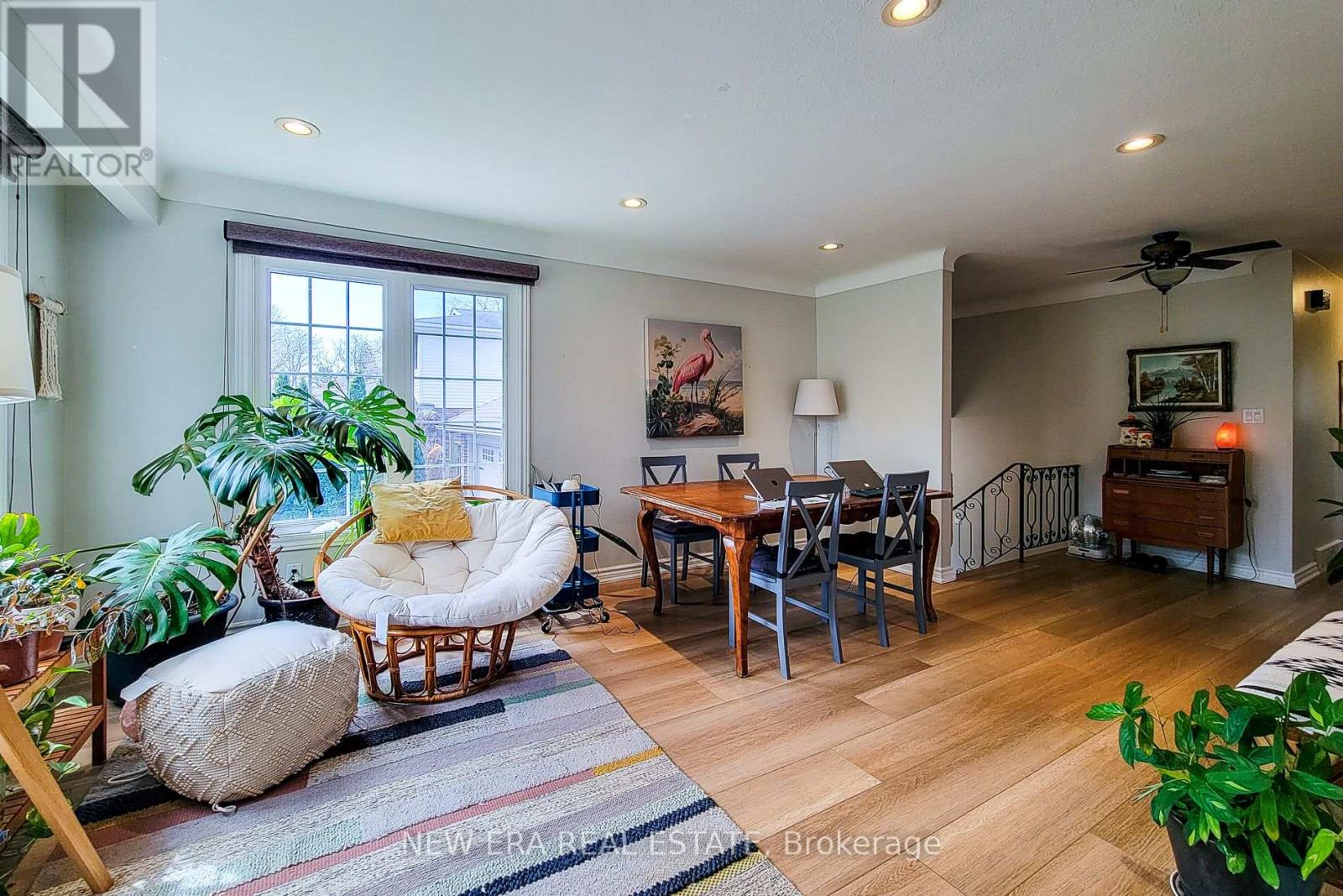 1675325c0a5db4af7b18261779ee9c3e