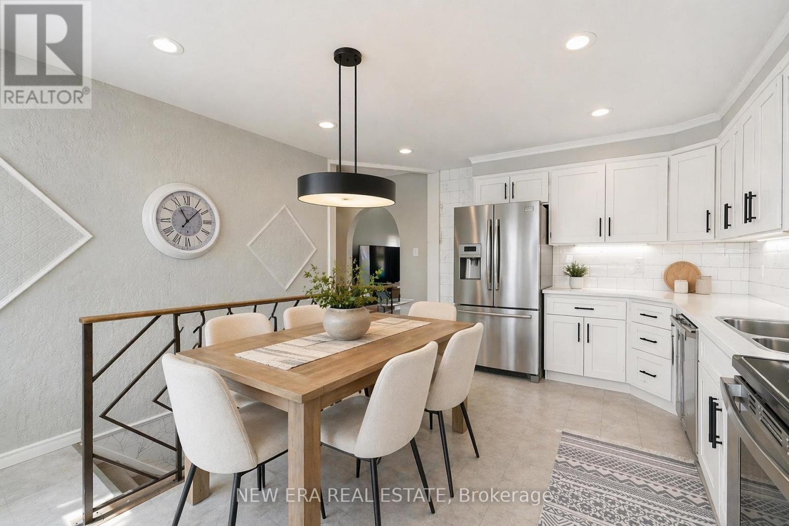 3d3656a52f195d79e252096d633d0fcf