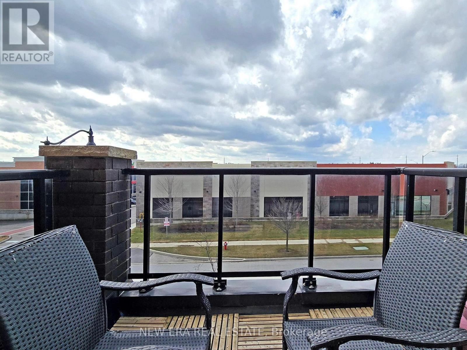 43b5135d6ecd543bc4c14438145a2560