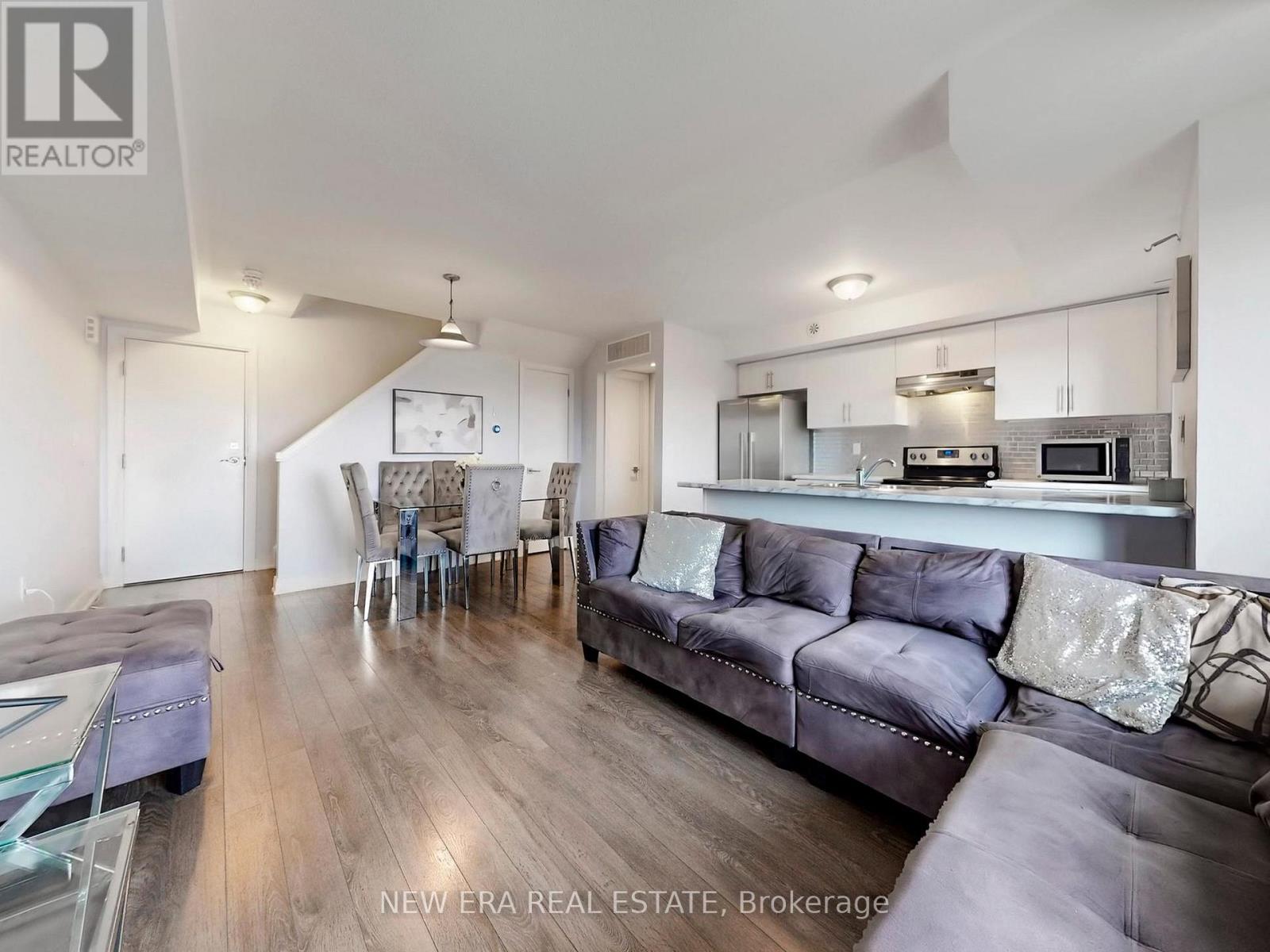 4bdd1ba60ef976b22da5bf72e8c193f7