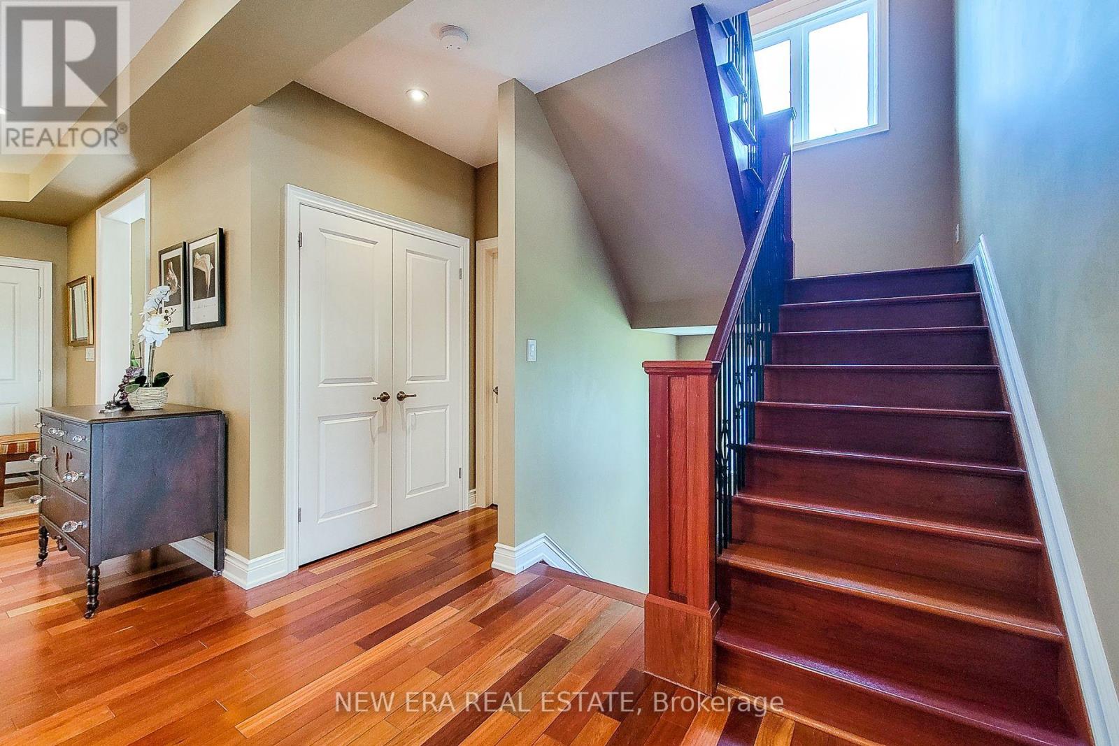 4f3d3629a939dddc488b2aff3f44dc83