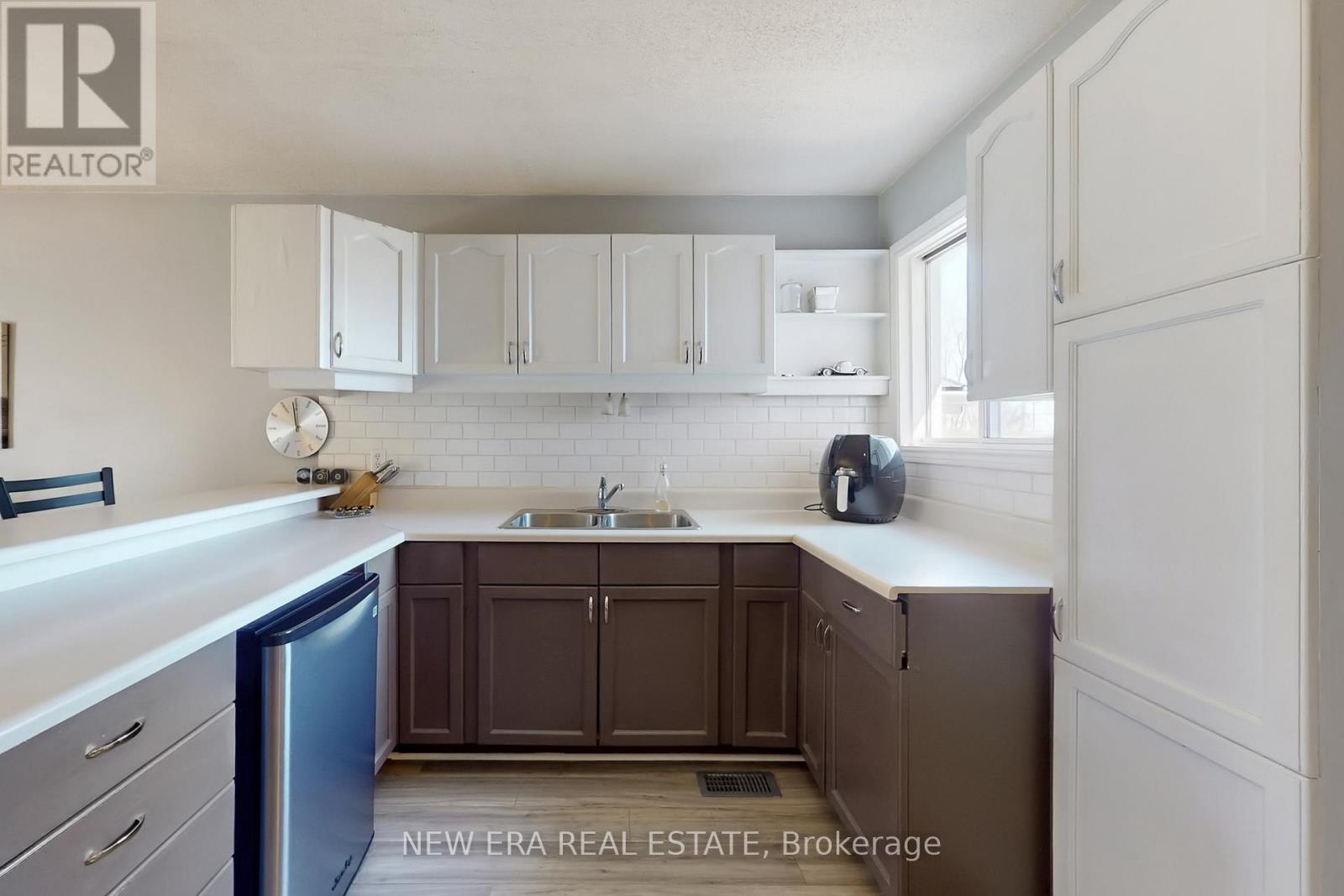 60a887b668433aab0b0c0a7490c4475f