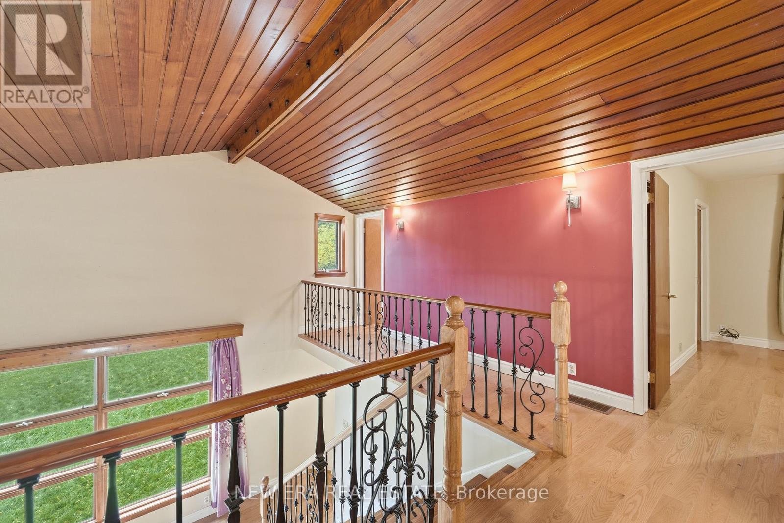 68945893f68305daff820c7c9db9f9be