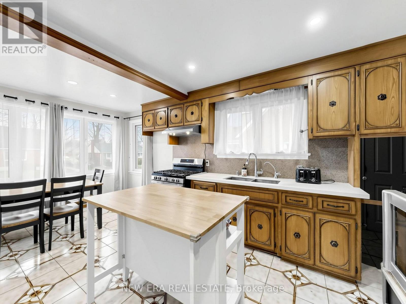 83ab60f35eec63f38a28d41e56f59085