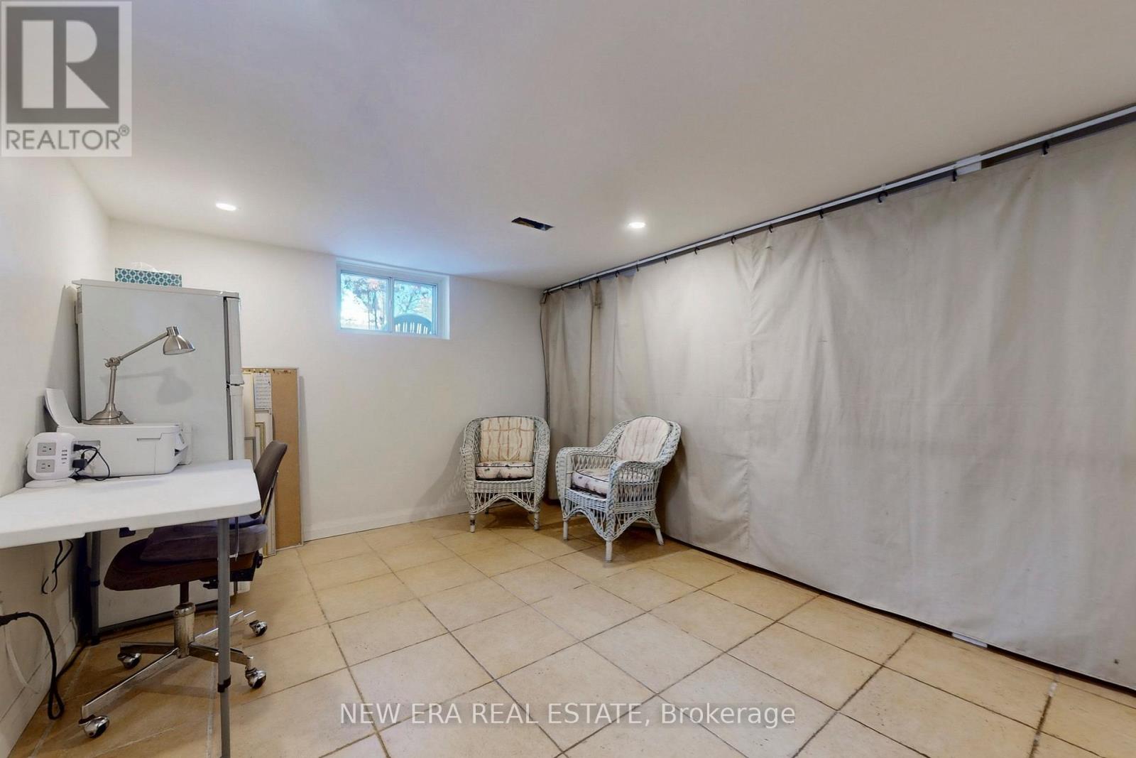 aec00cc56d76cb2dead9e29d3b0f84a5