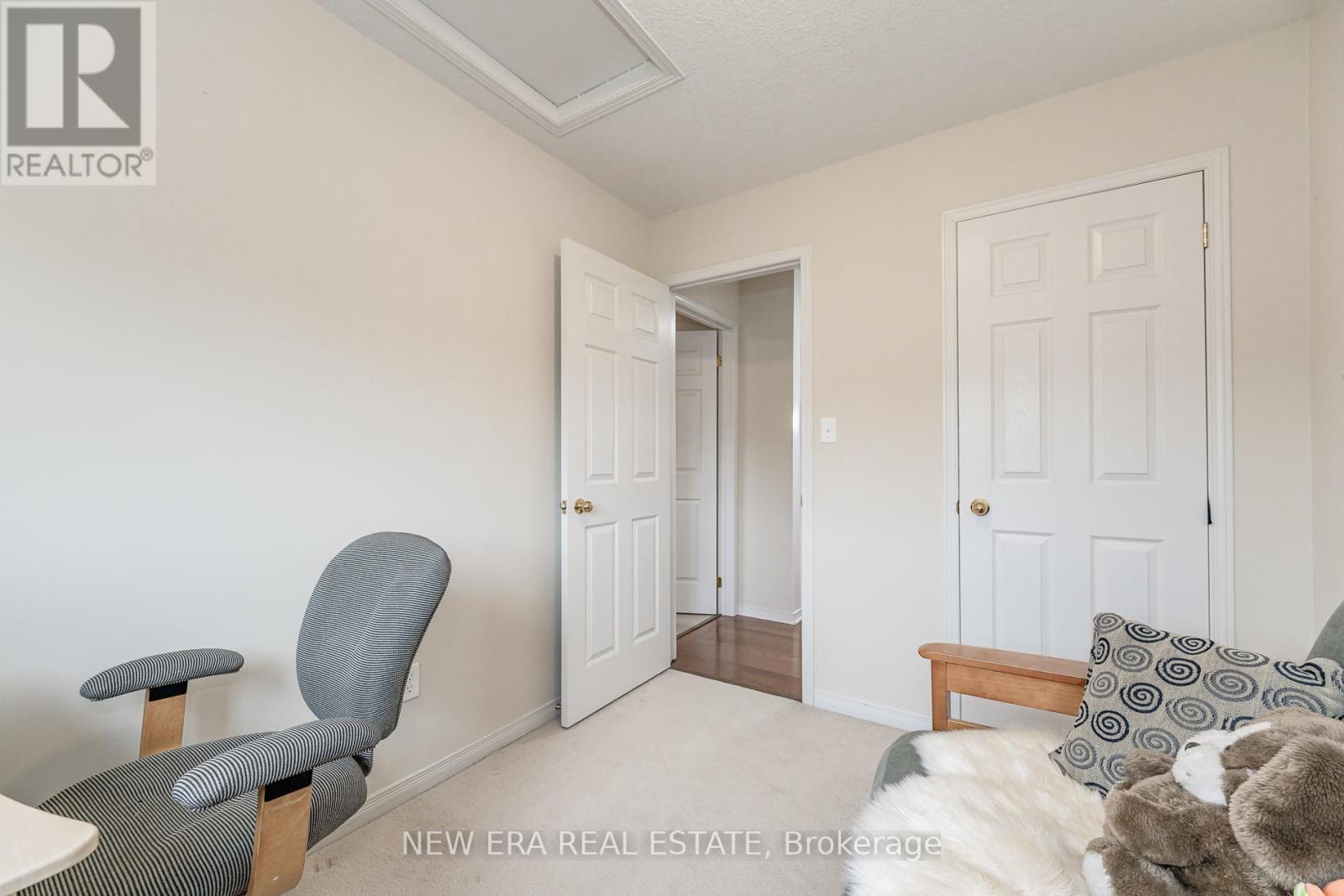 afc42ab7f9501fd4f024388f7239f9f3